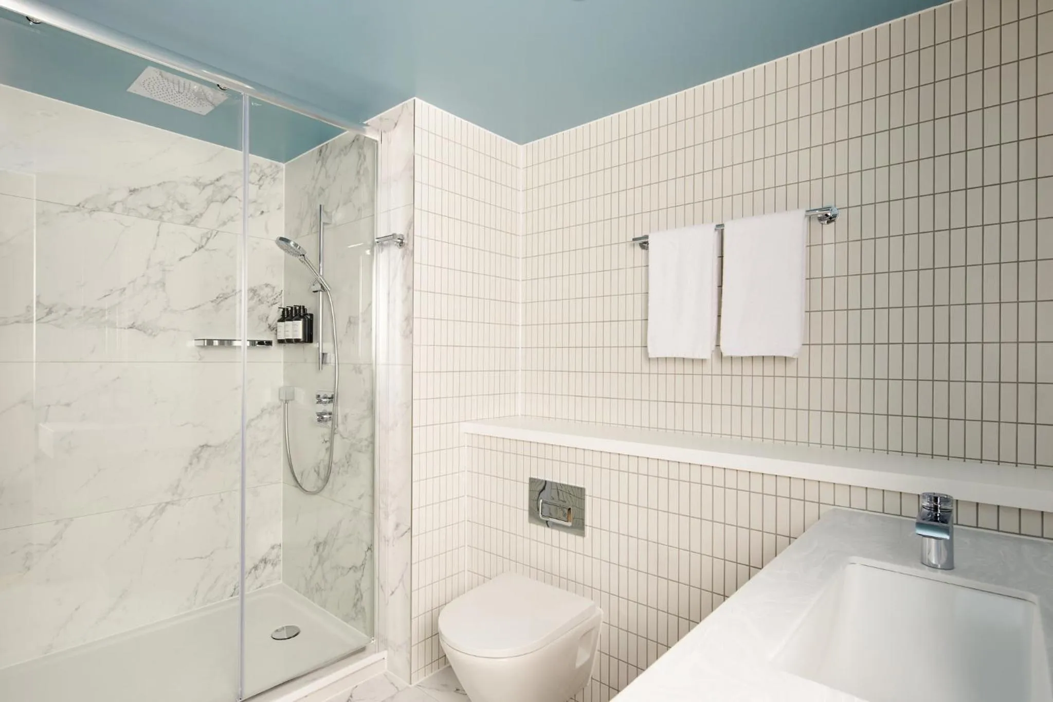 Bathroom in Hotel Indigo London Clerkenwell by IHG