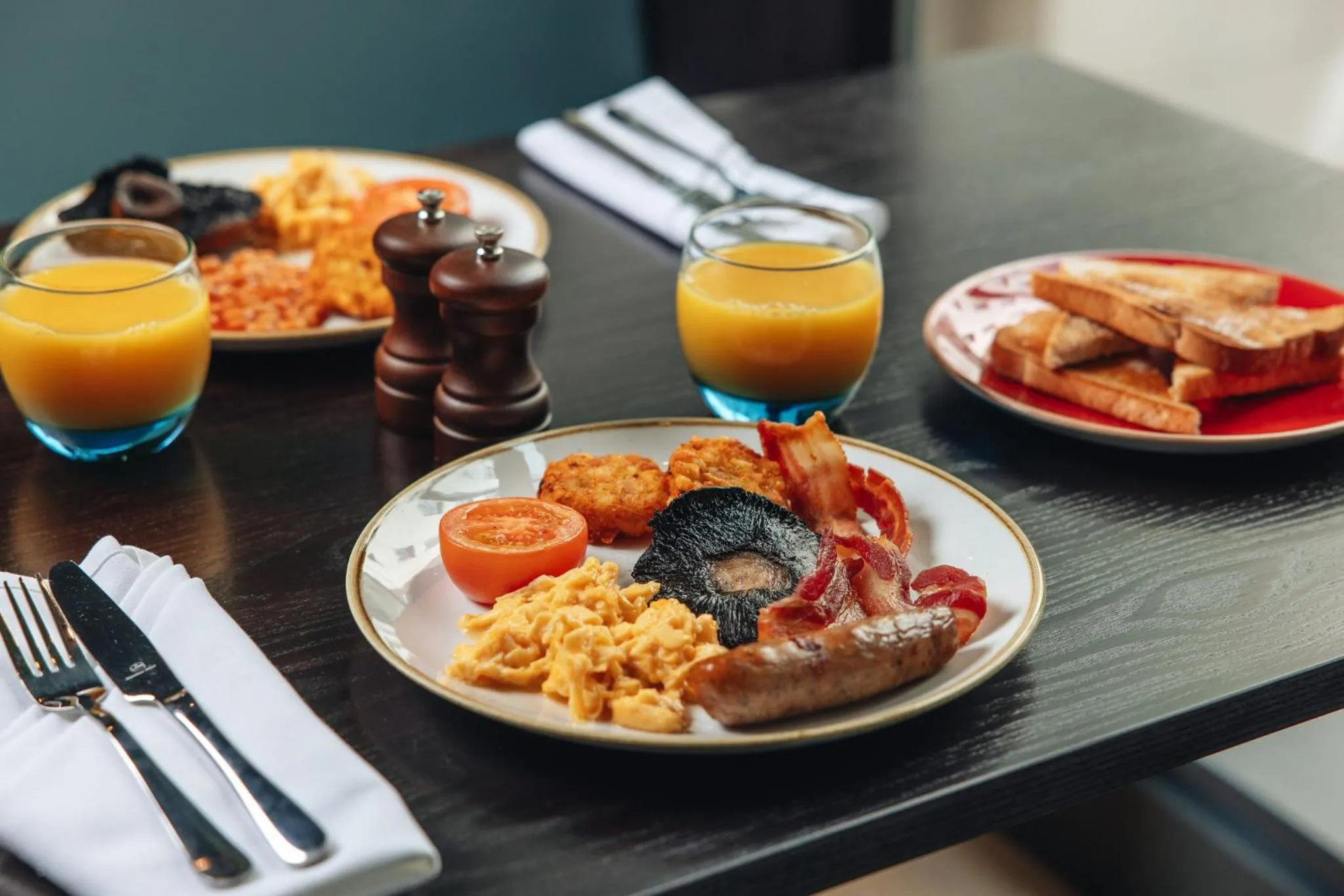 Restaurant/places to eat in Hotel Indigo London Clerkenwell by IHG