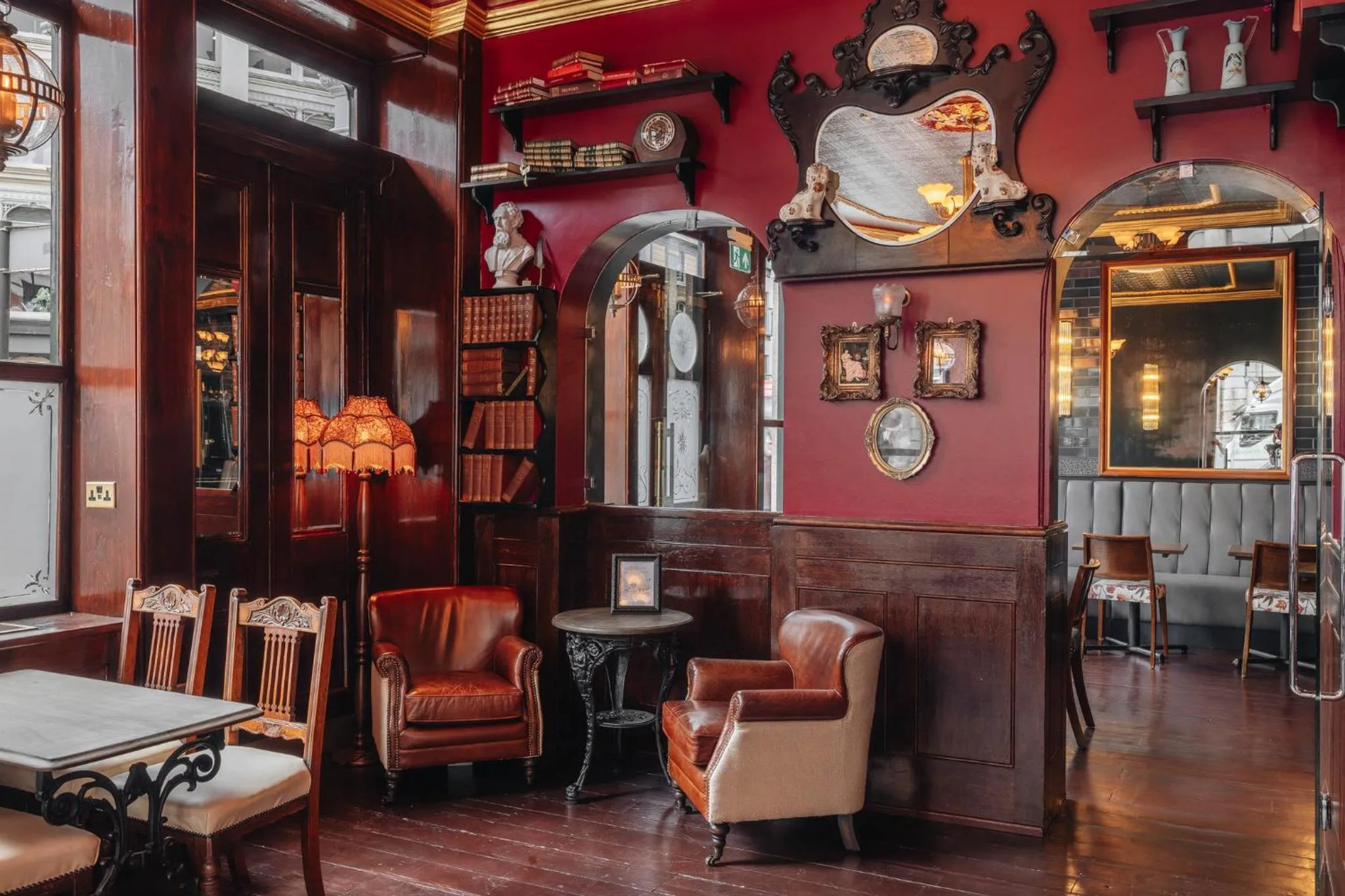 Lobby or reception in Hotel Indigo London Clerkenwell by IHG