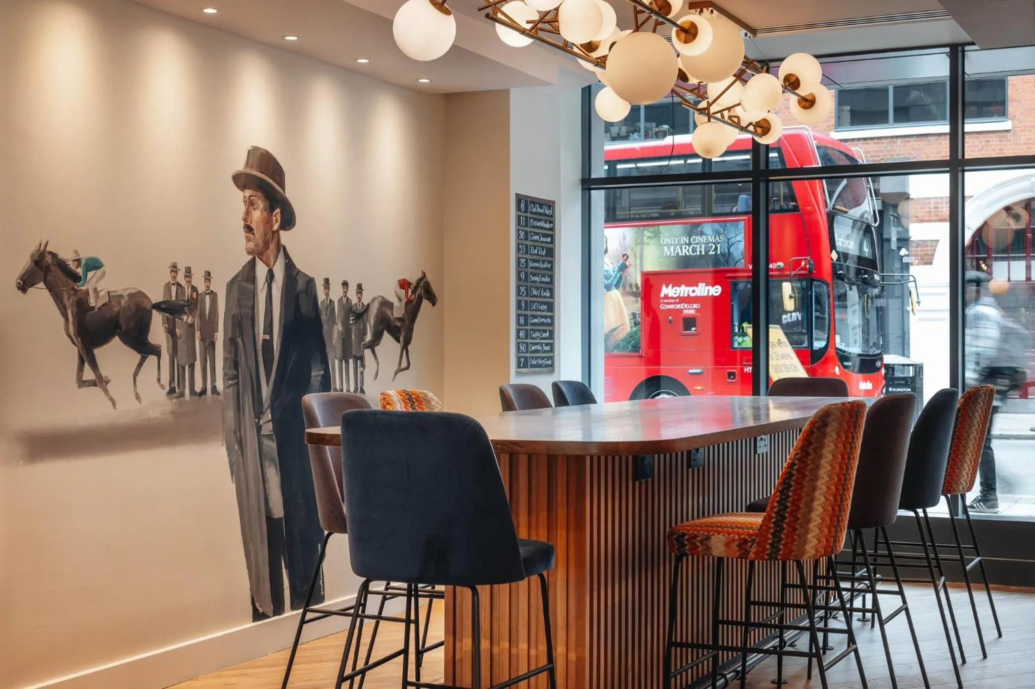 Lobby or reception in Hotel Indigo London Clerkenwell by IHG