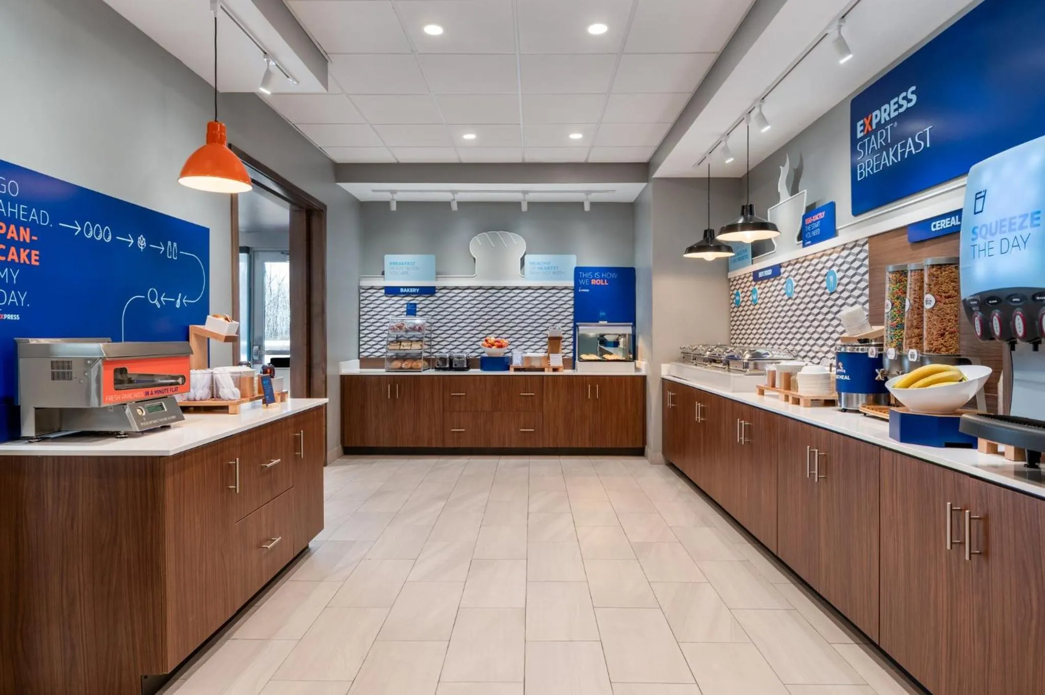 Breakfast in Holiday Inn Express & Suites Westfield - Indianapolis by IHG