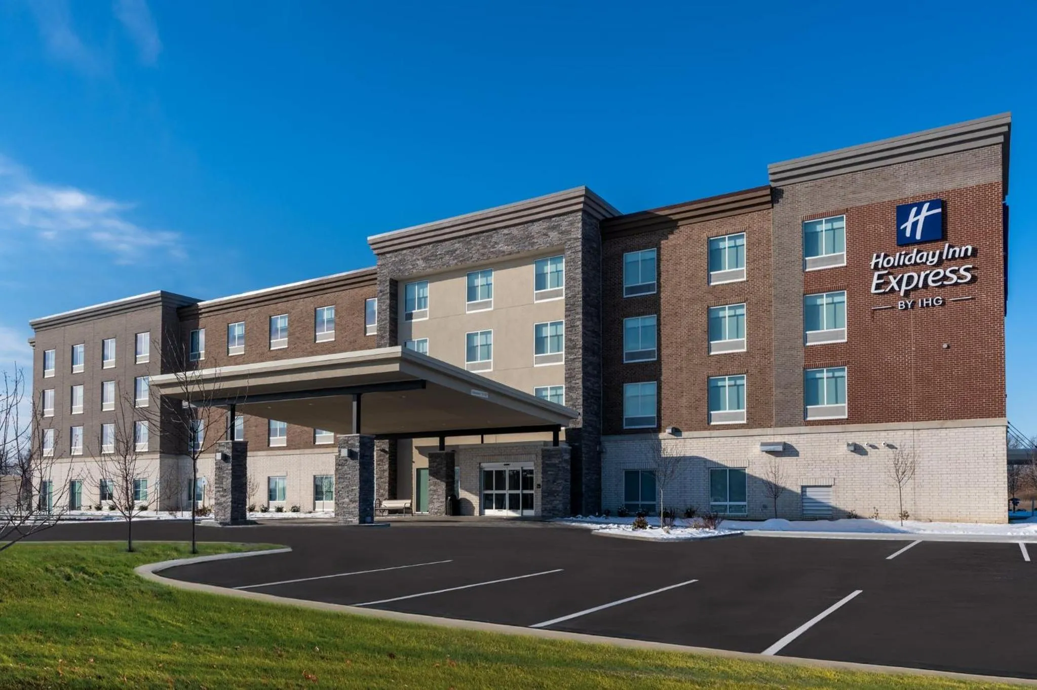 Property building in Holiday Inn Express & Suites Westfield - Indianapolis by IHG