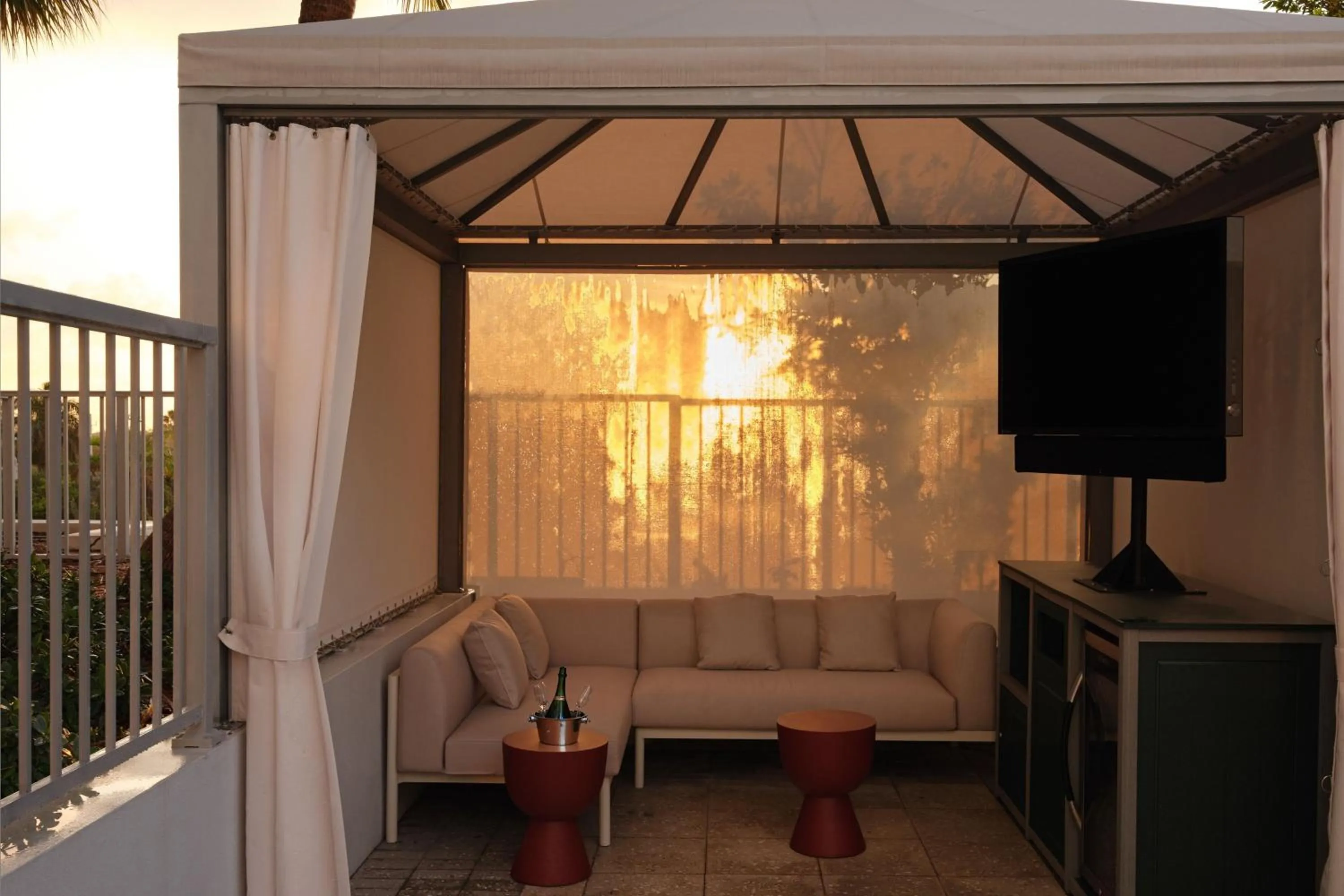 Area and facilities in Residence Inn by Marriott Miami Beach Surfside