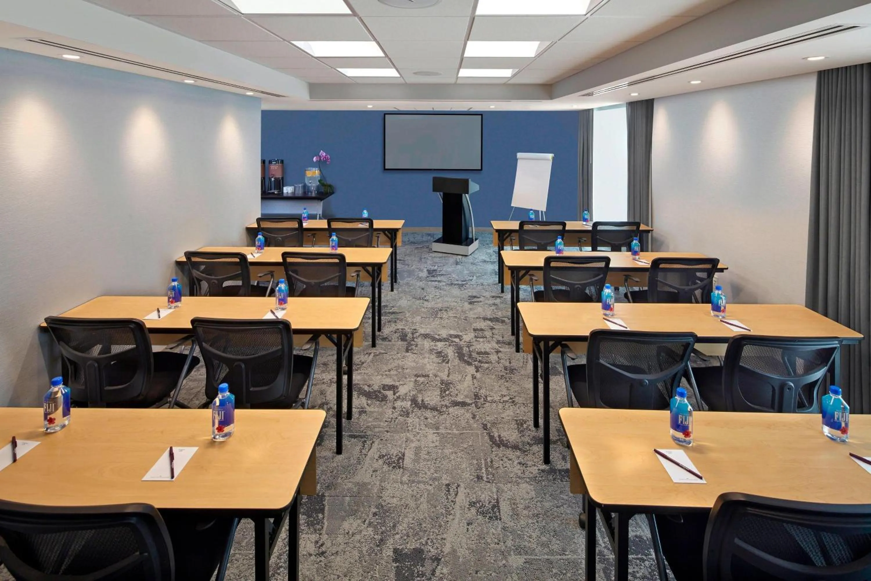Meeting/conference room in Residence Inn by Marriott Miami Beach Surfside