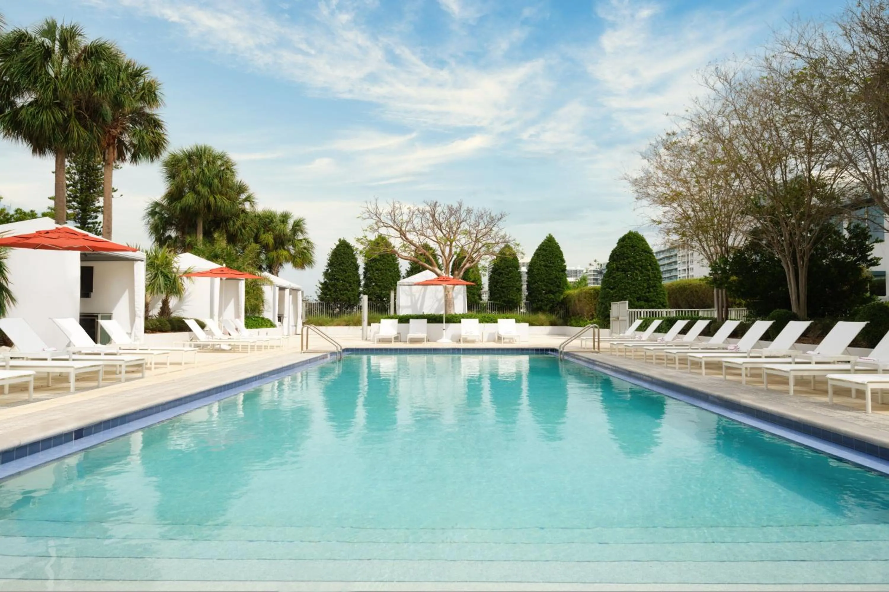 Swimming pool in Residence Inn by Marriott Miami Beach Surfside
