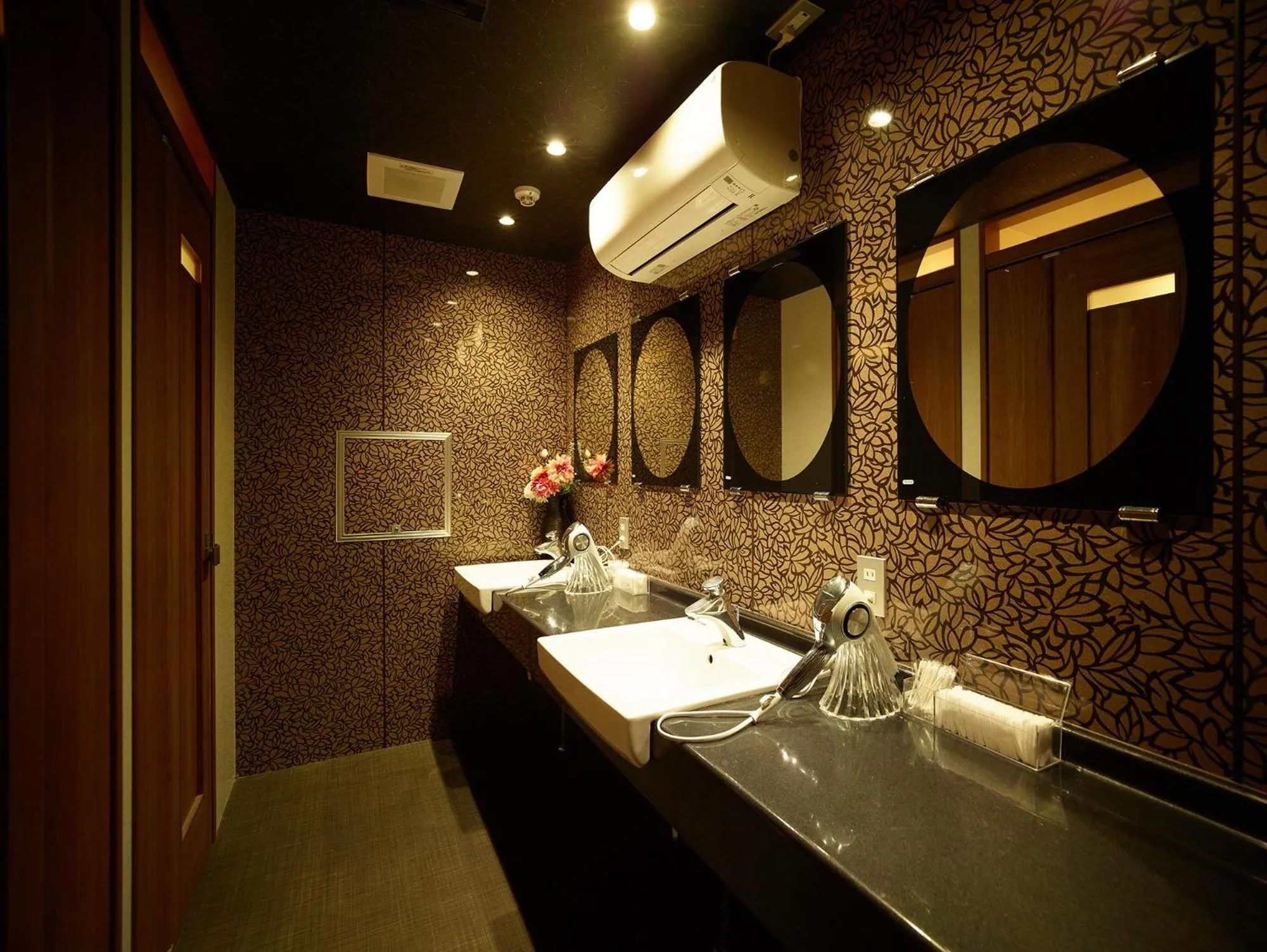 Area and facilities in Hotel Sunplaza 2 Annex