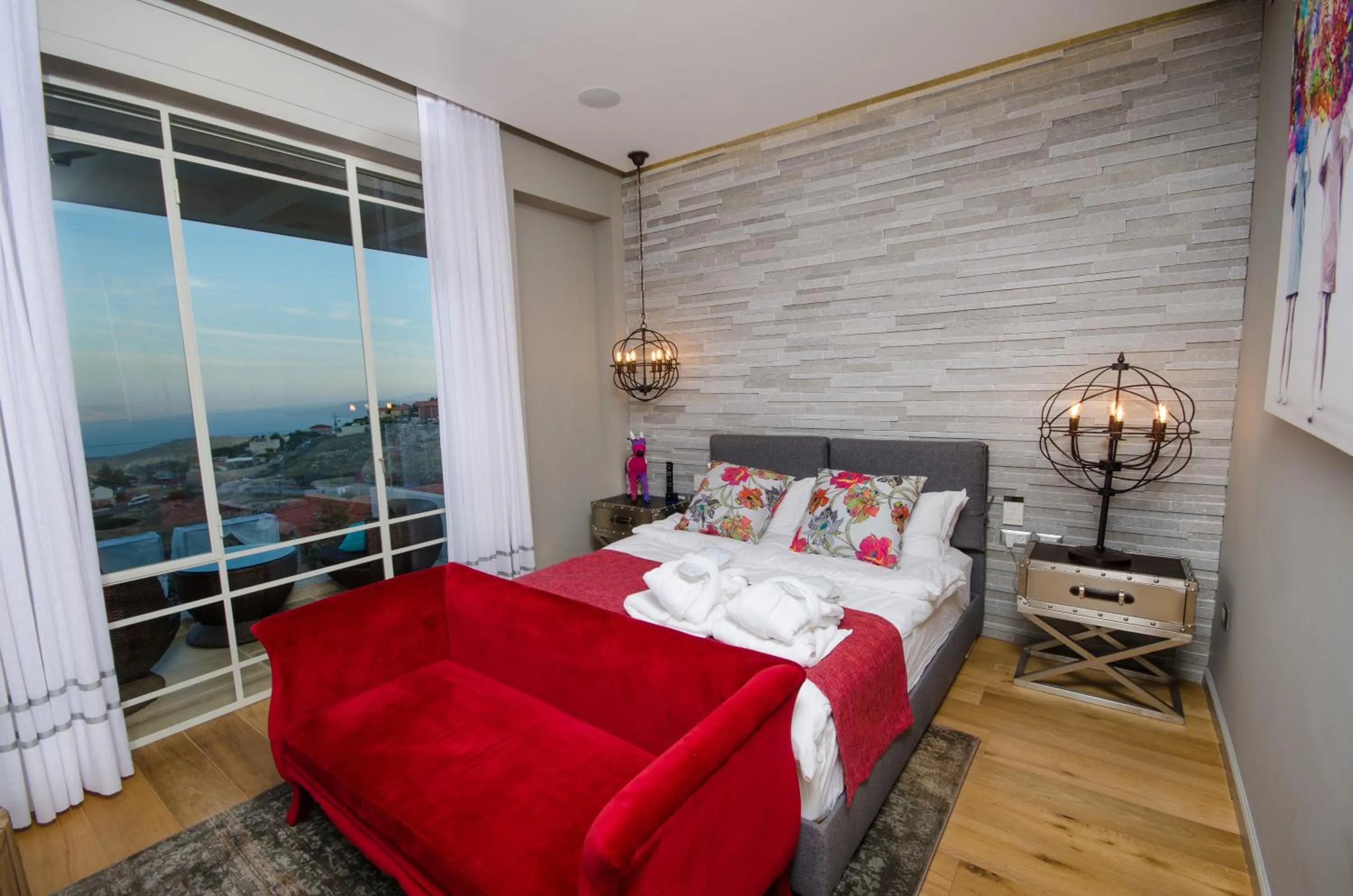 Balcony/Terrace, Bed in Chateau Glili