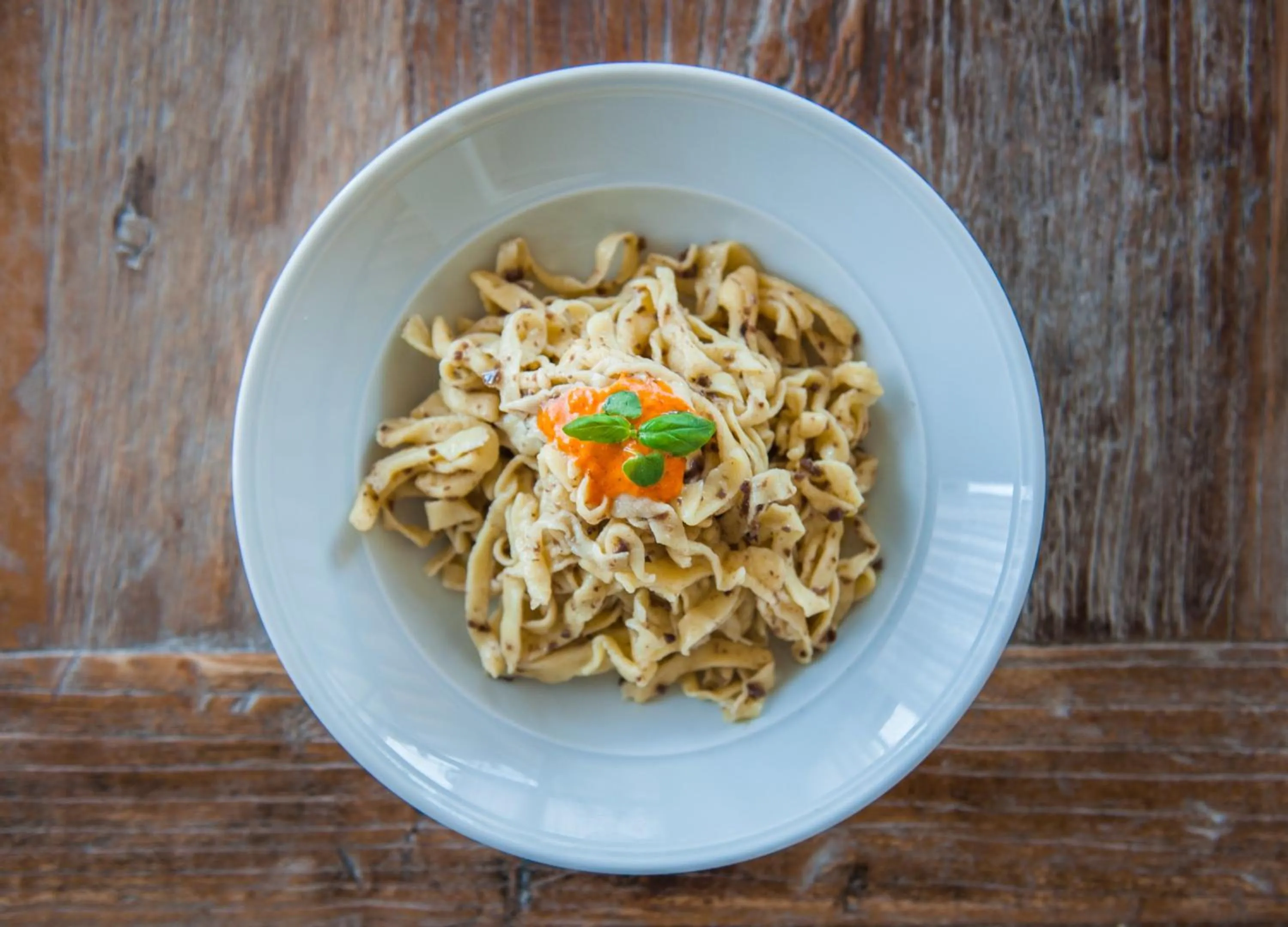 Restaurant/places to eat in Chateau Glili