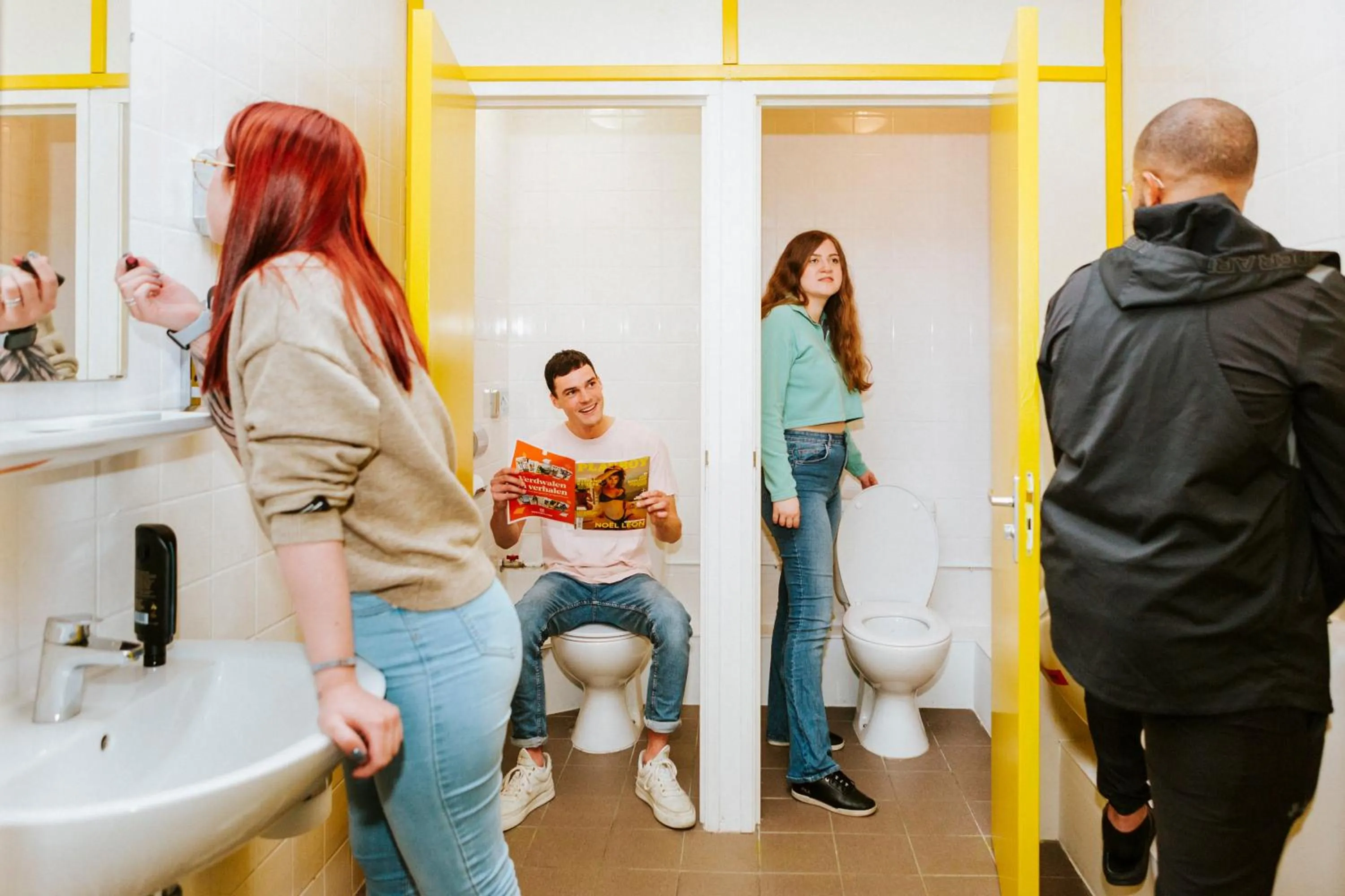 Toilet in Amsterdam Teleport Hotel