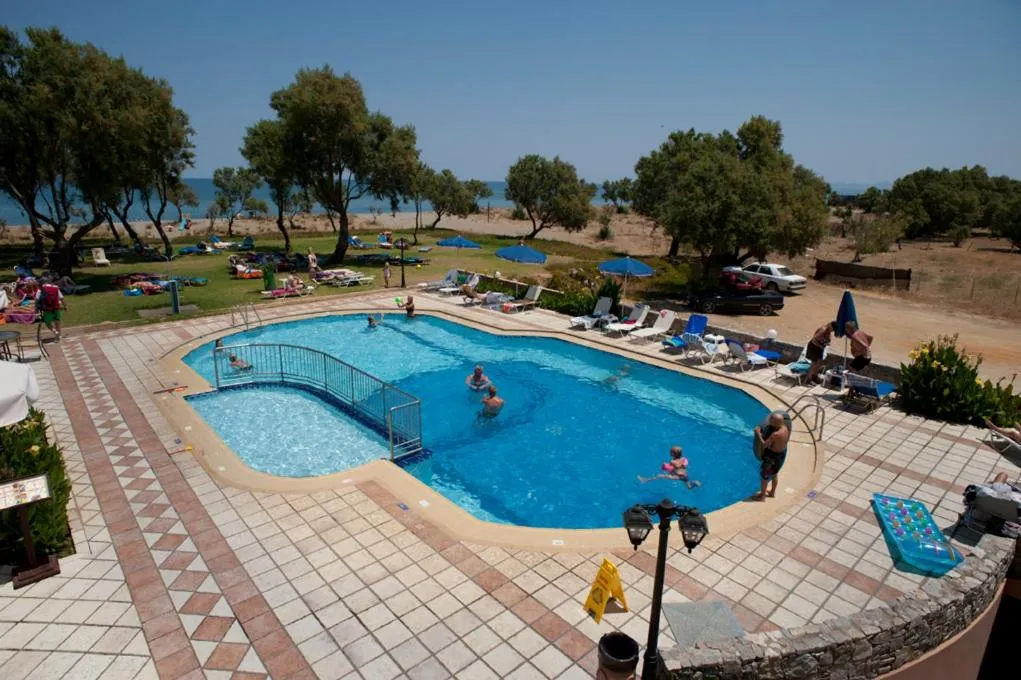 Pool view in Lito Beach Hotel