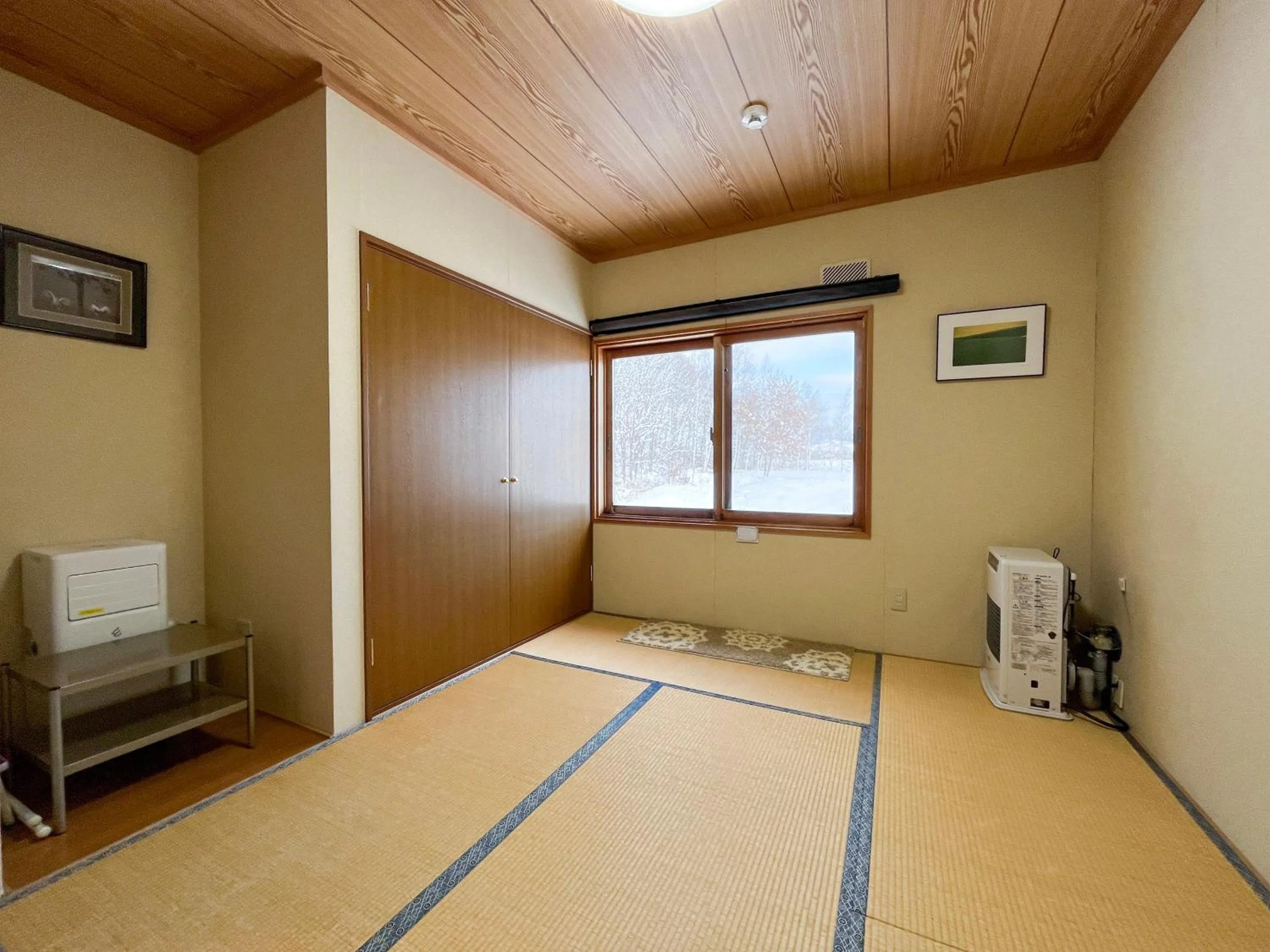 Photo of the whole room, Bed in Natsumi no Sato