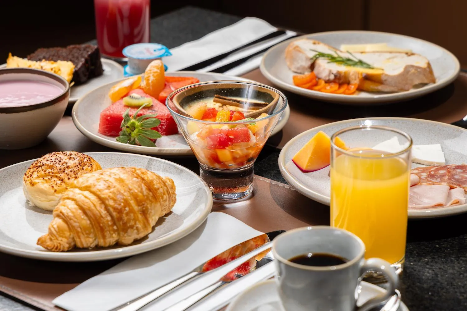 Food and drinks in Sais Beach Living Hotel