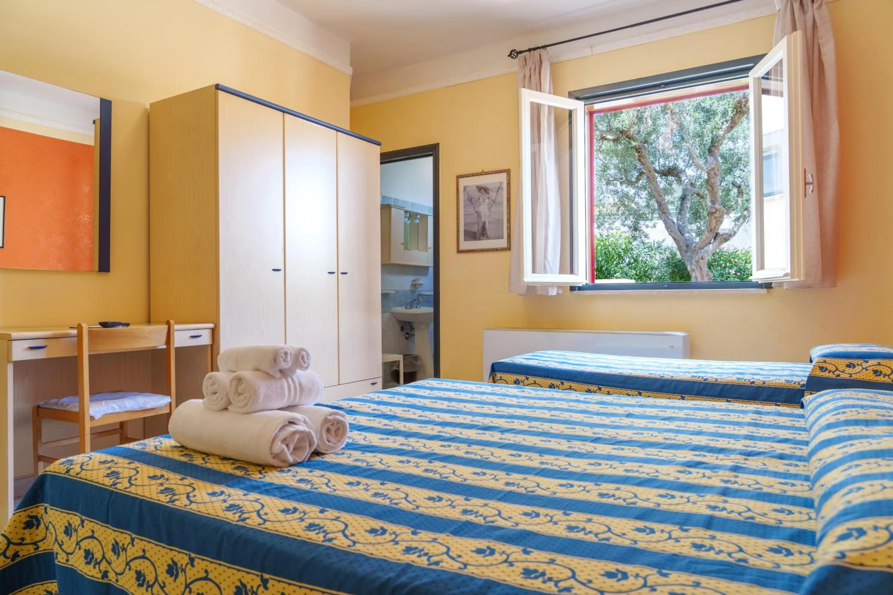 Bedroom in Hotel Le Macine