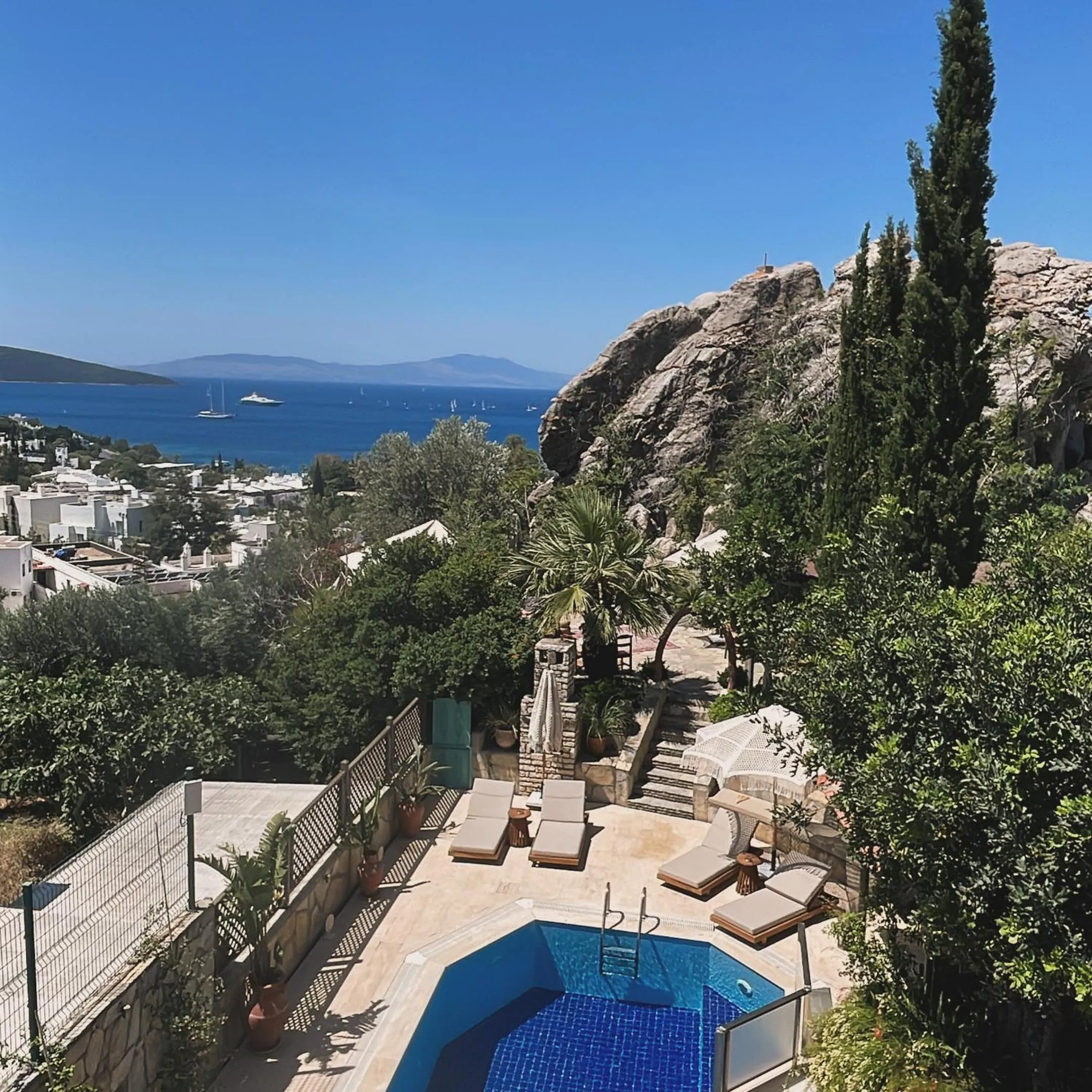 The Aegean Gate Hotel