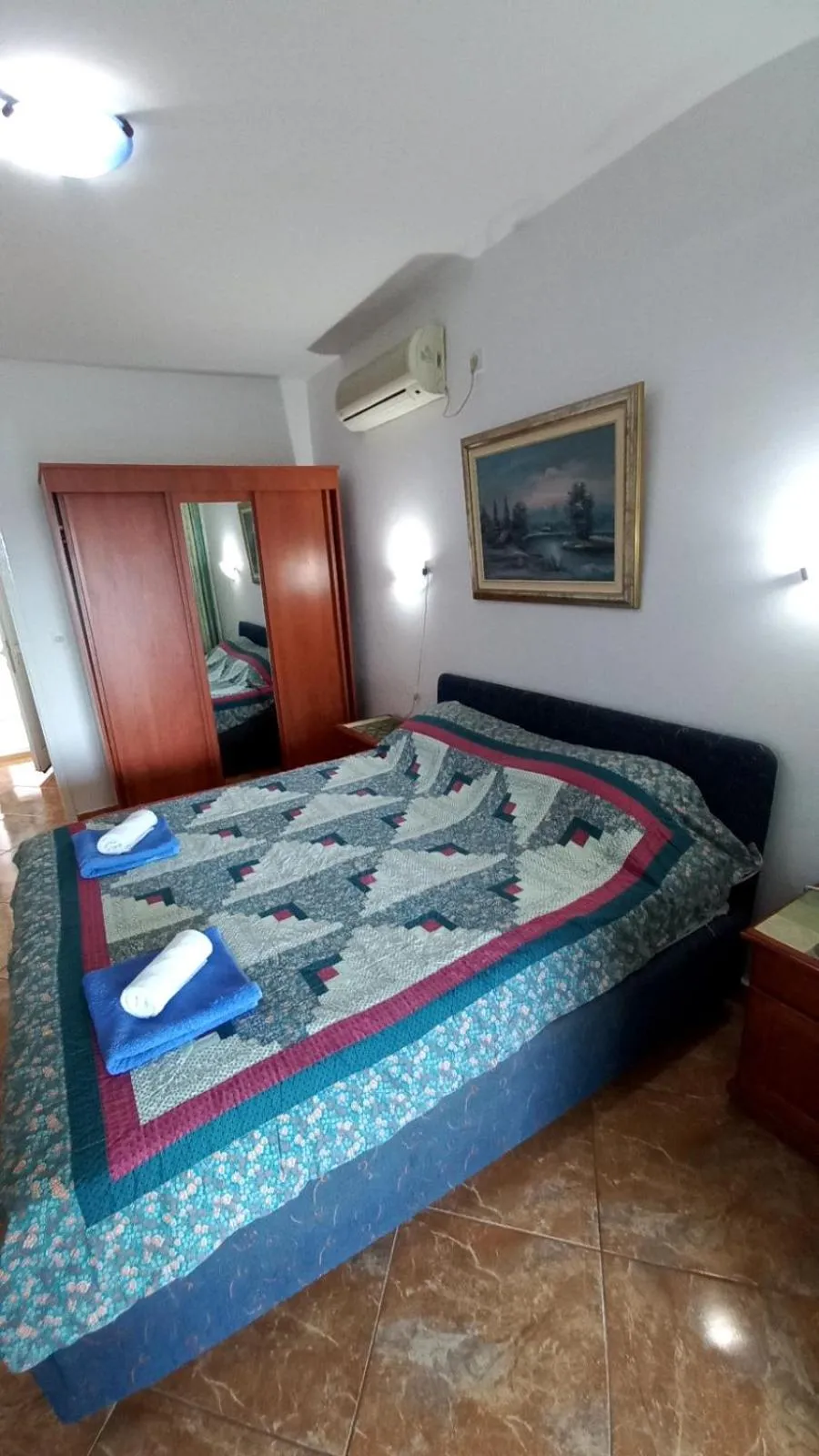Bed in Apartments Dikan