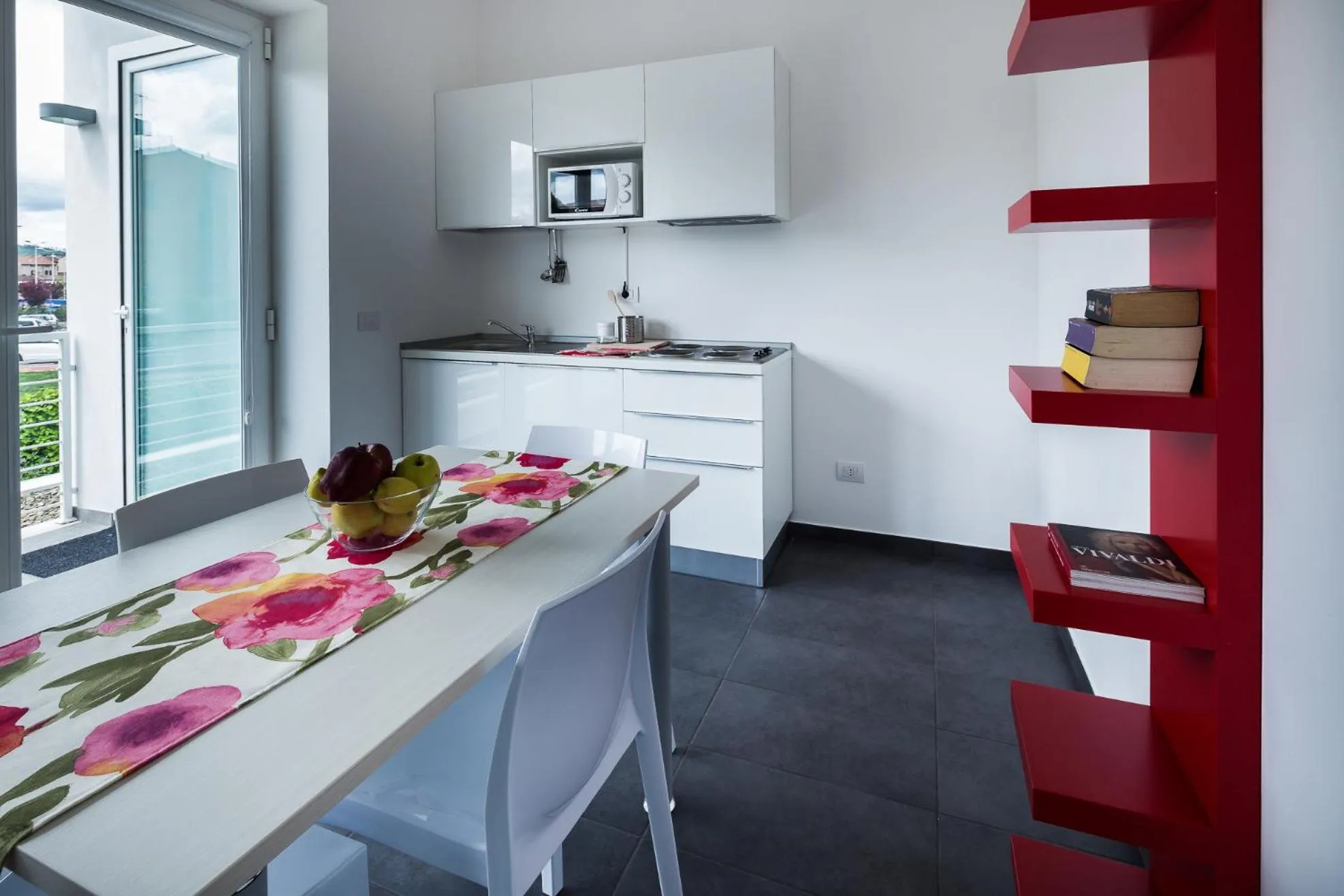 Day in Residence Peloni