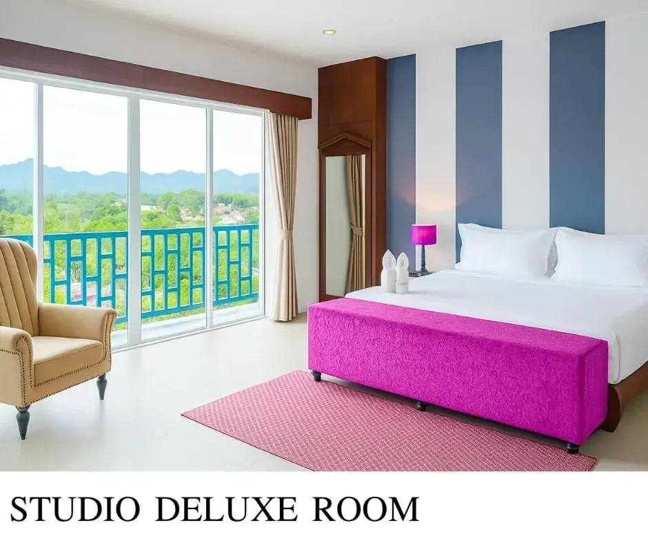 Deluxe Studio Double Room in The Bridge Residence Hotel Deluxe Studio Double Room in The Bridge Residence Hotel
