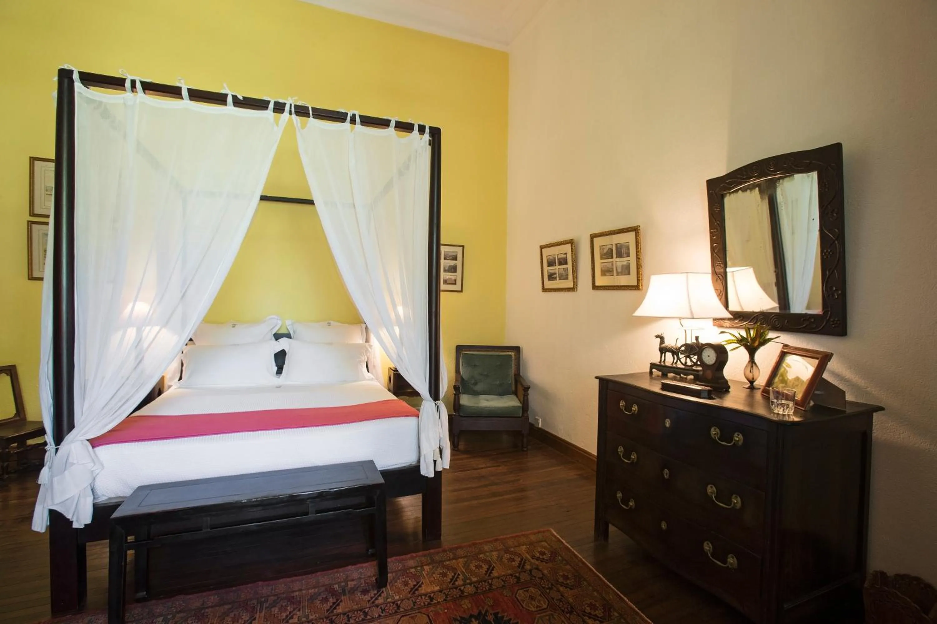 Bed in La Demeure Saint Antoine