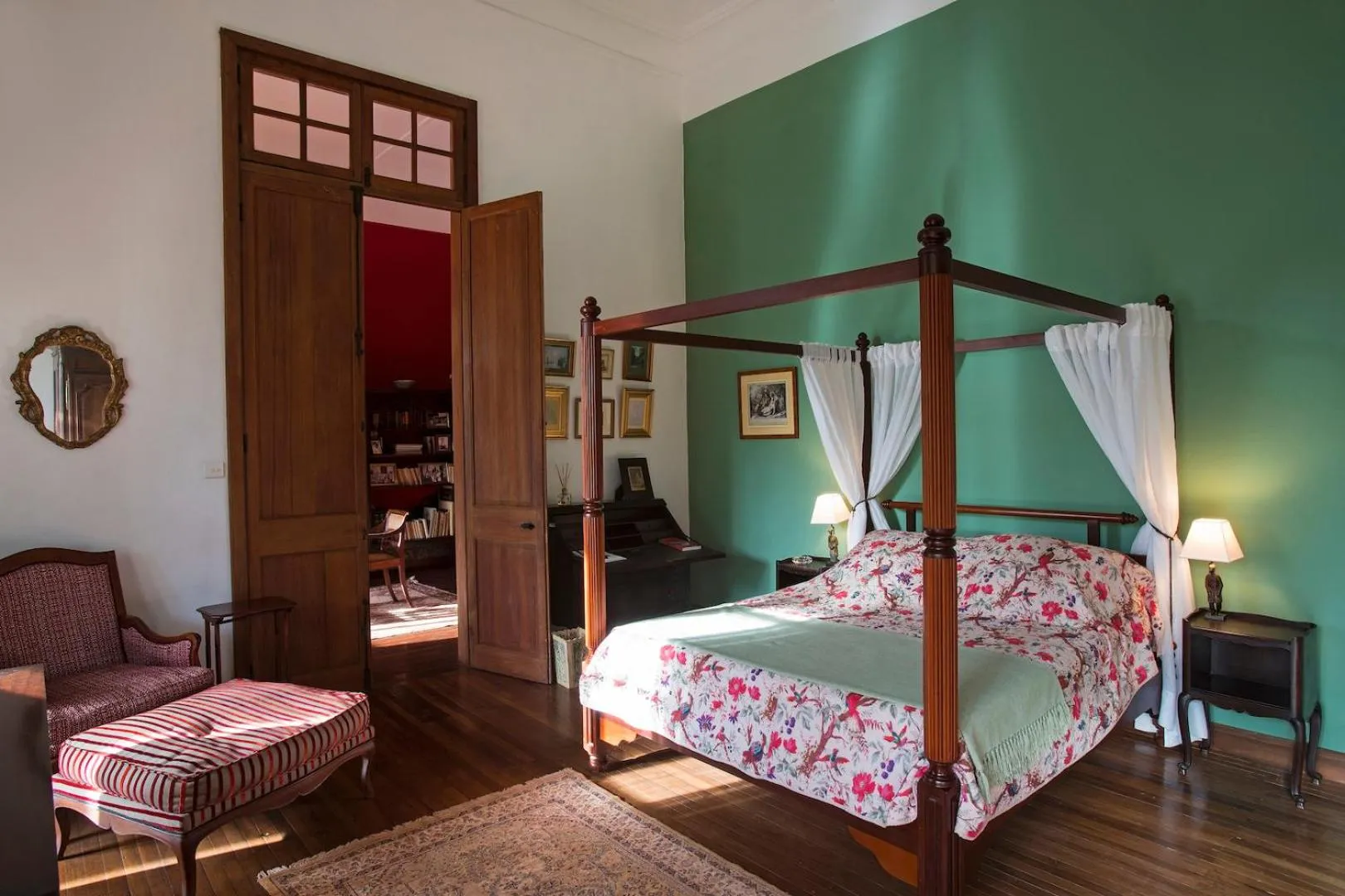 Bedroom, Bed in La Demeure Saint Antoine