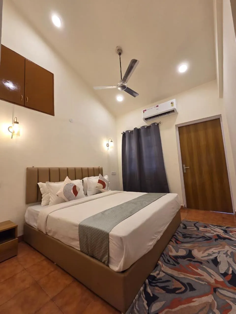 Bed in Perfectstayz Premium Goa Continental Baga