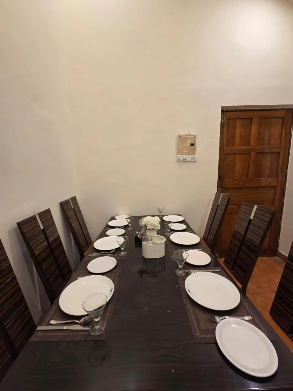 Dining area in Perfectstayz Premium Goa Continental Baga