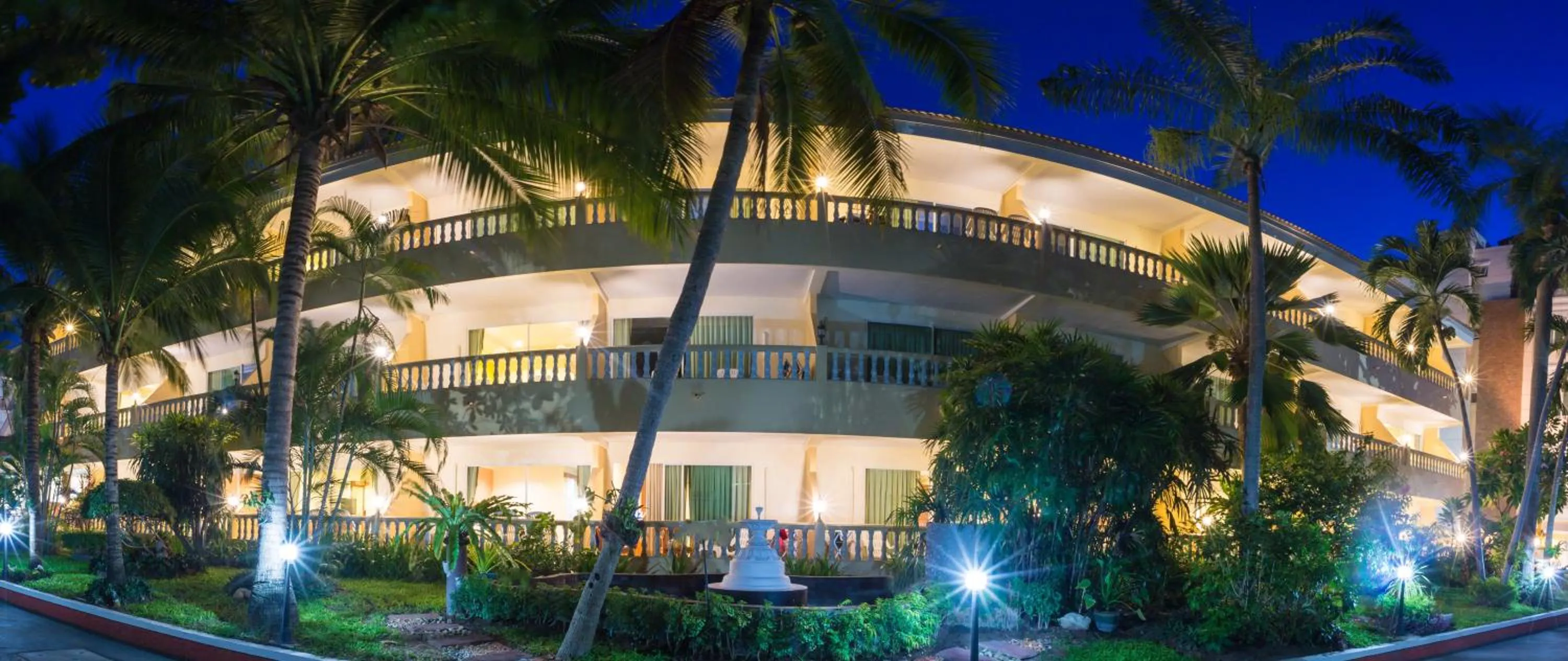 Property building in Twin Palms Resort Pattaya, SHA Extra Plus Certified