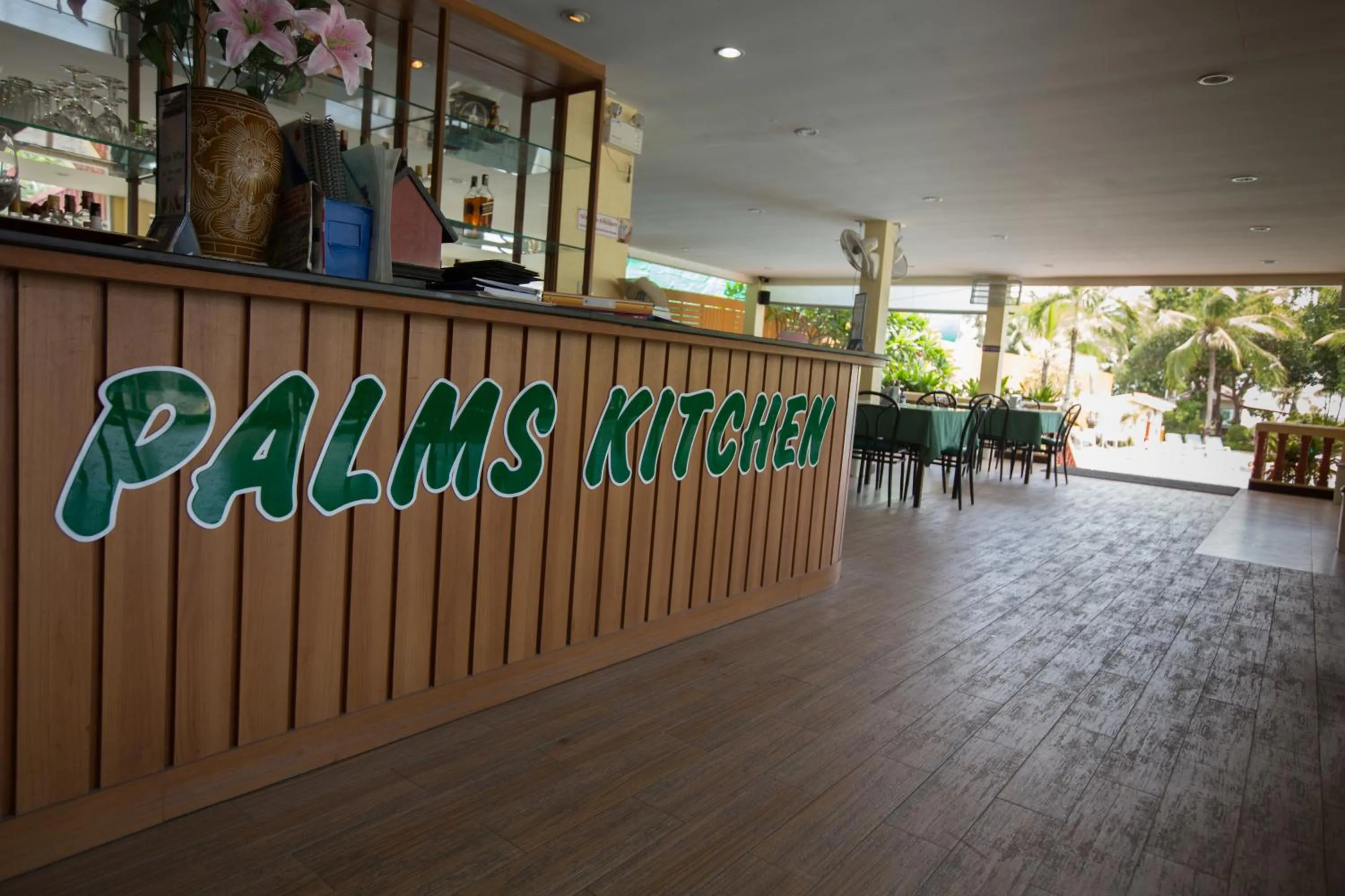 Restaurant/places to eat in Twin Palms Resort Pattaya, SHA Extra Plus Certified