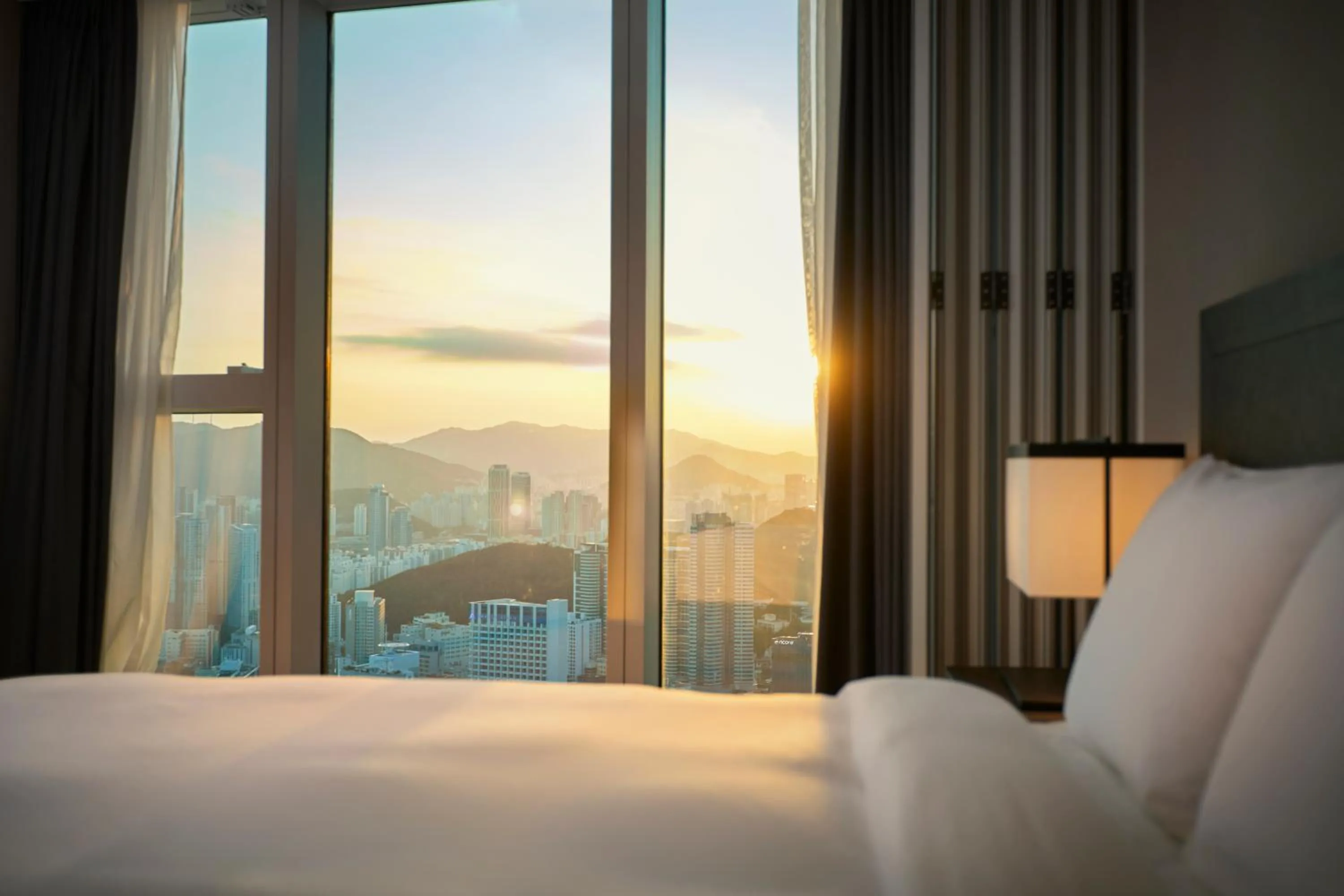 Bedroom, Bed in New CZ LCT Residence