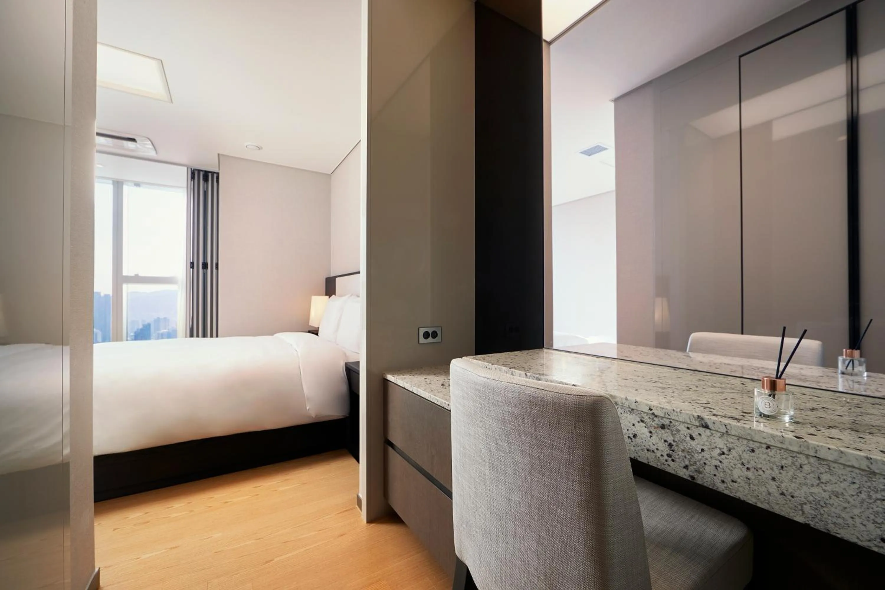 Bedroom, Bed in New CZ LCT Residence