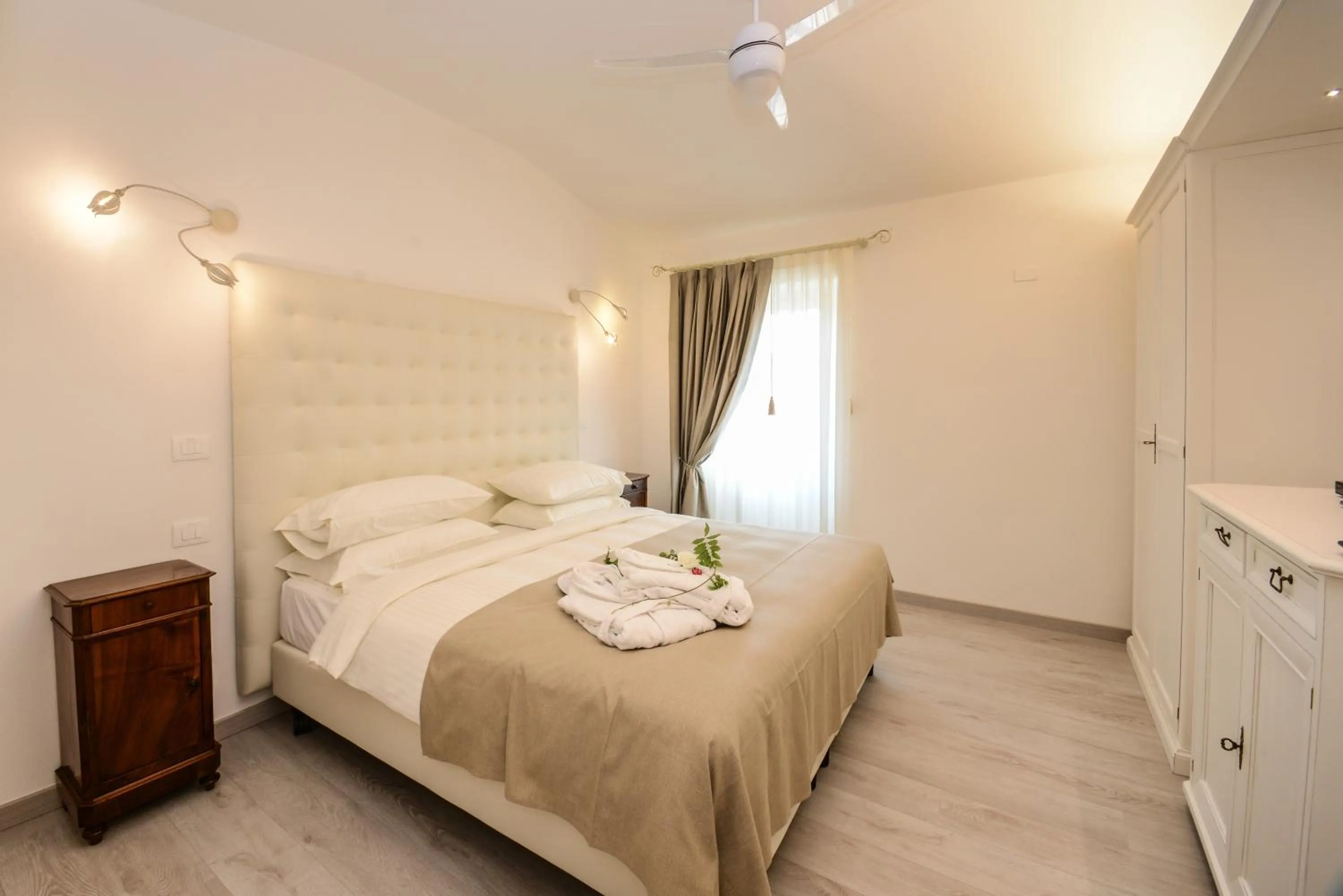 Bedroom, Bed in Hotel Villa Rosenhof 1893