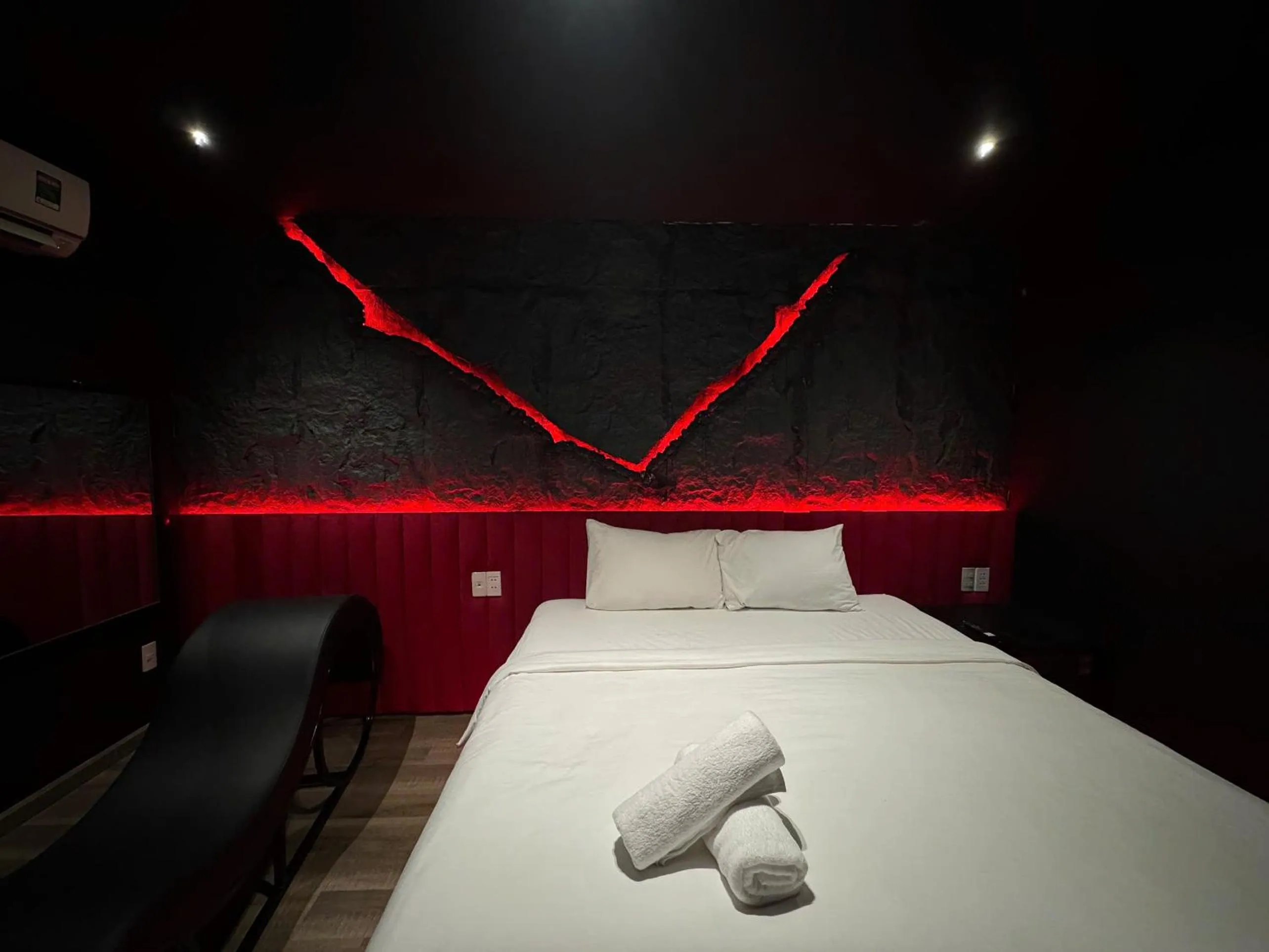 Photo of the whole room in Gâu Home Hotel Vung Tau