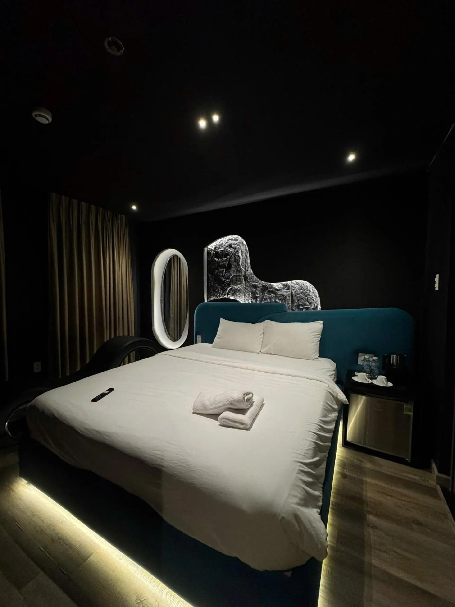 Photo of the whole room in Gâu Home Hotel Vung Tau