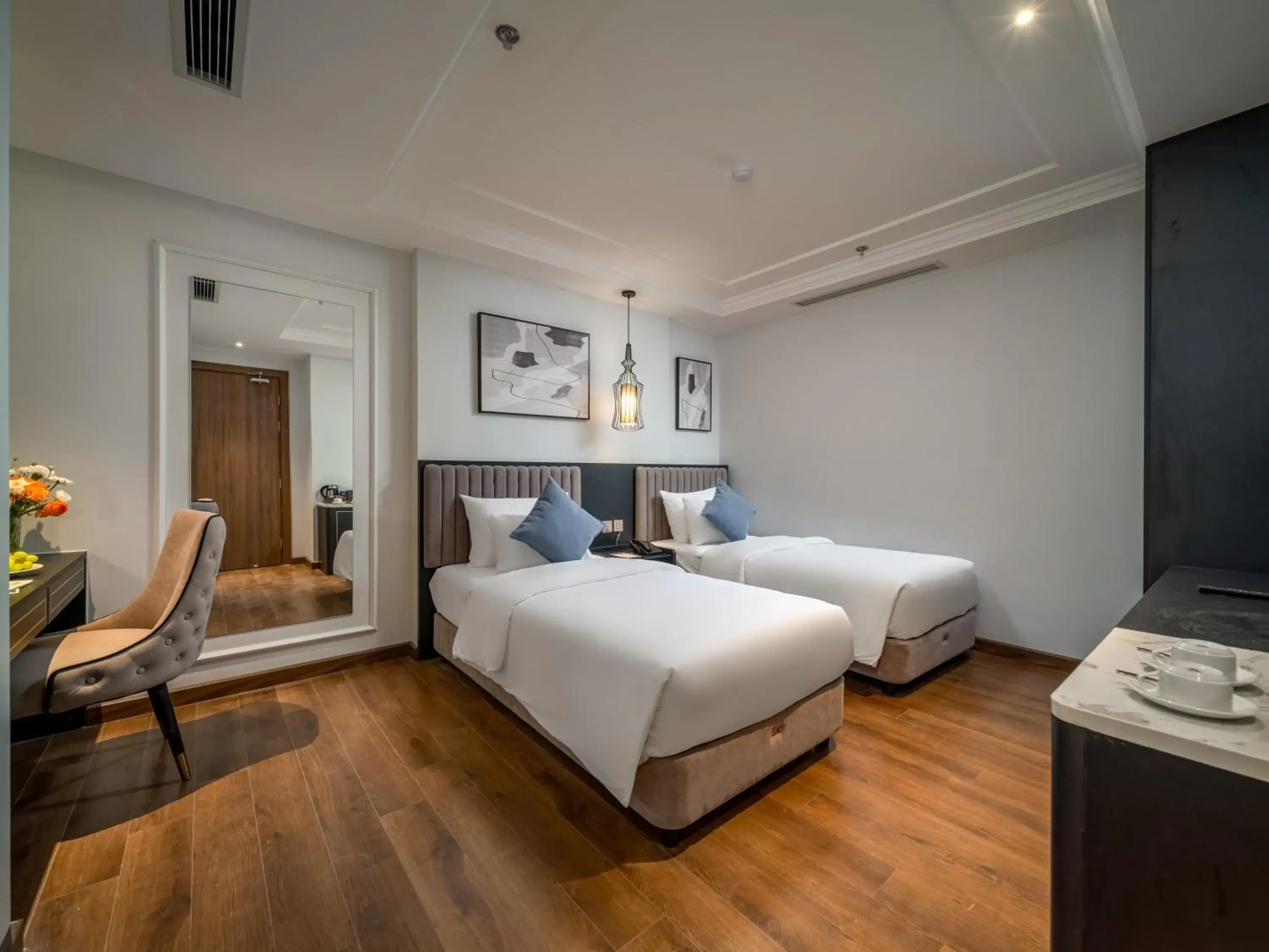 Deluxe Twin Room - single occupancy in 22Land Cloud Hotel Hanoi Deluxe Twin Room - single occupancy in 22Land Cloud Hotel Hanoi