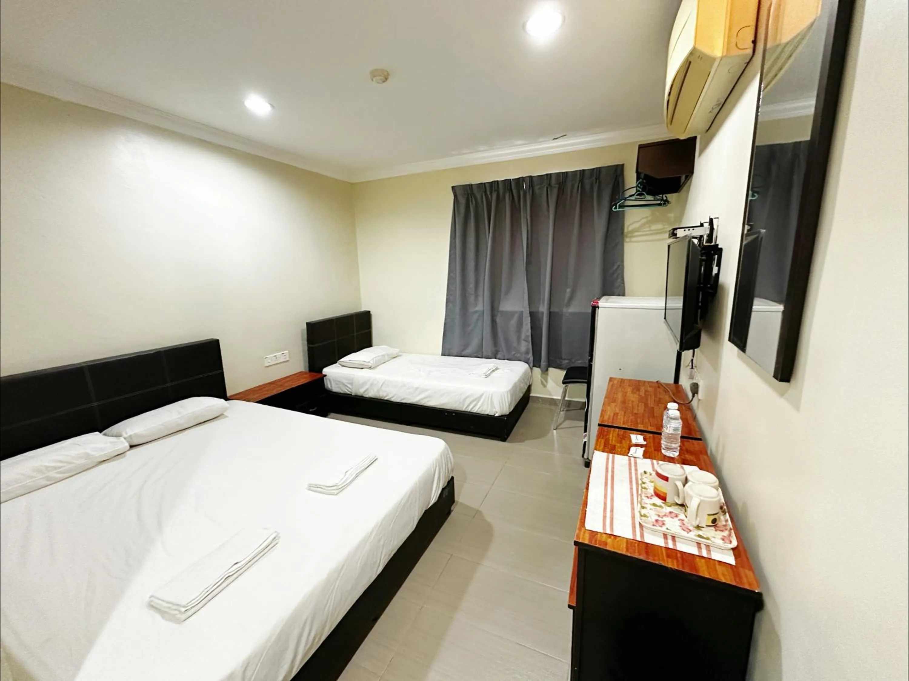 Bedroom, Bed in Hotel O Tasik Utama