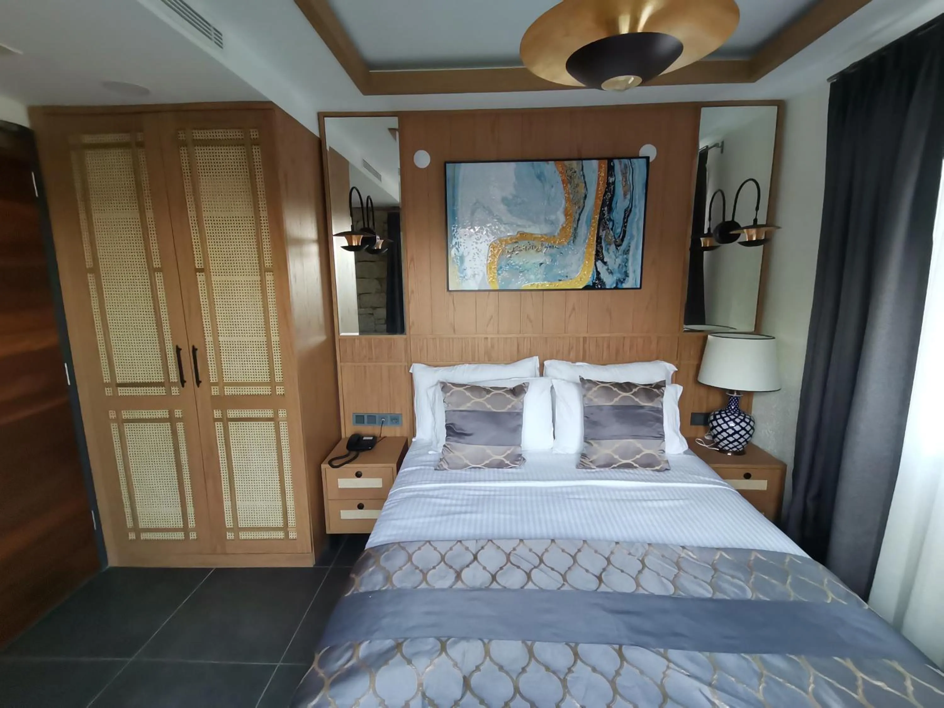 Photo of the whole room in The ABC Hotel