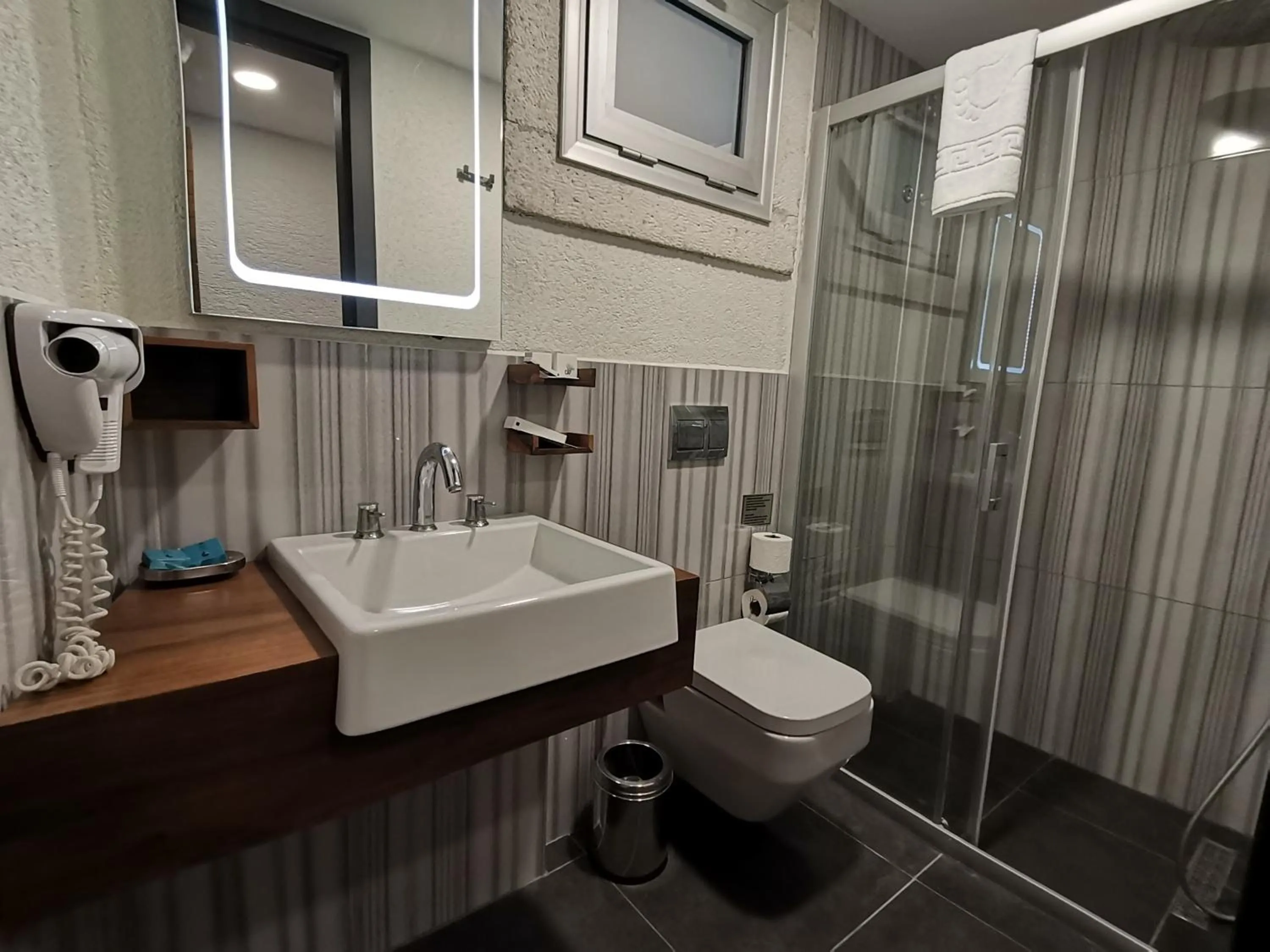 Shower in The ABC Hotel