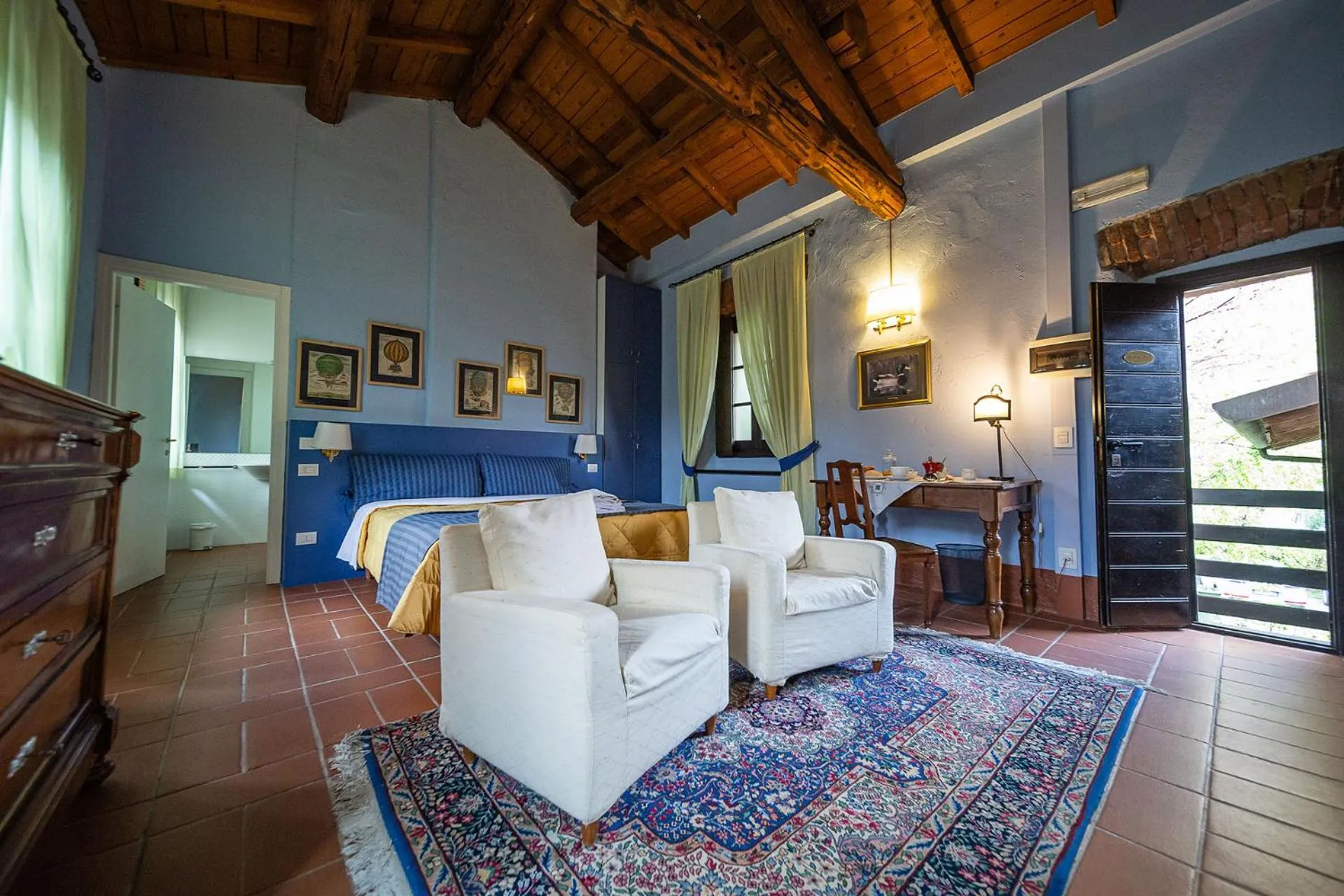 Photo of the whole room, Bed in La Locanda di Sant'Anna