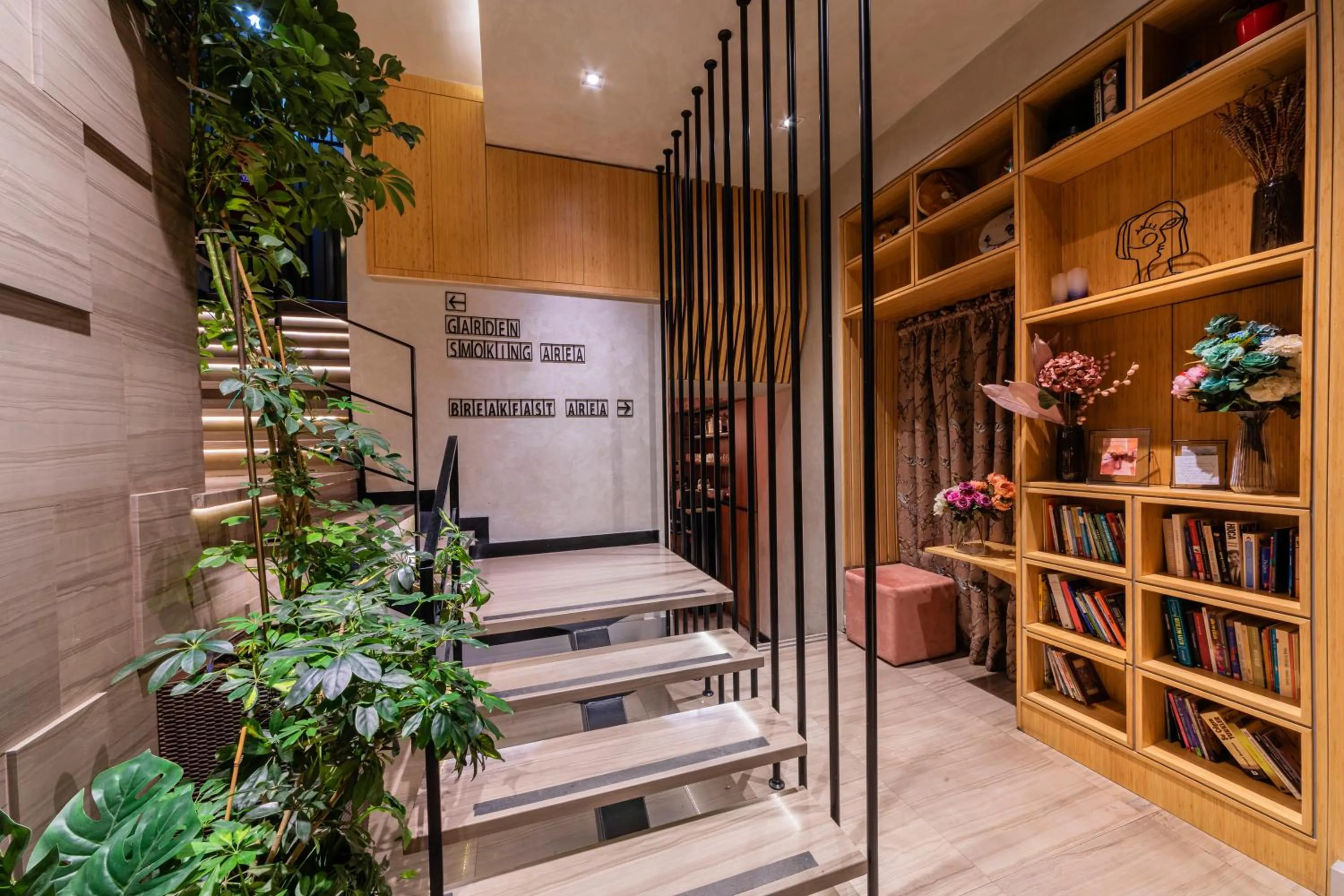 Lobby or reception in Ayramin Deluxe Hotel Taksim