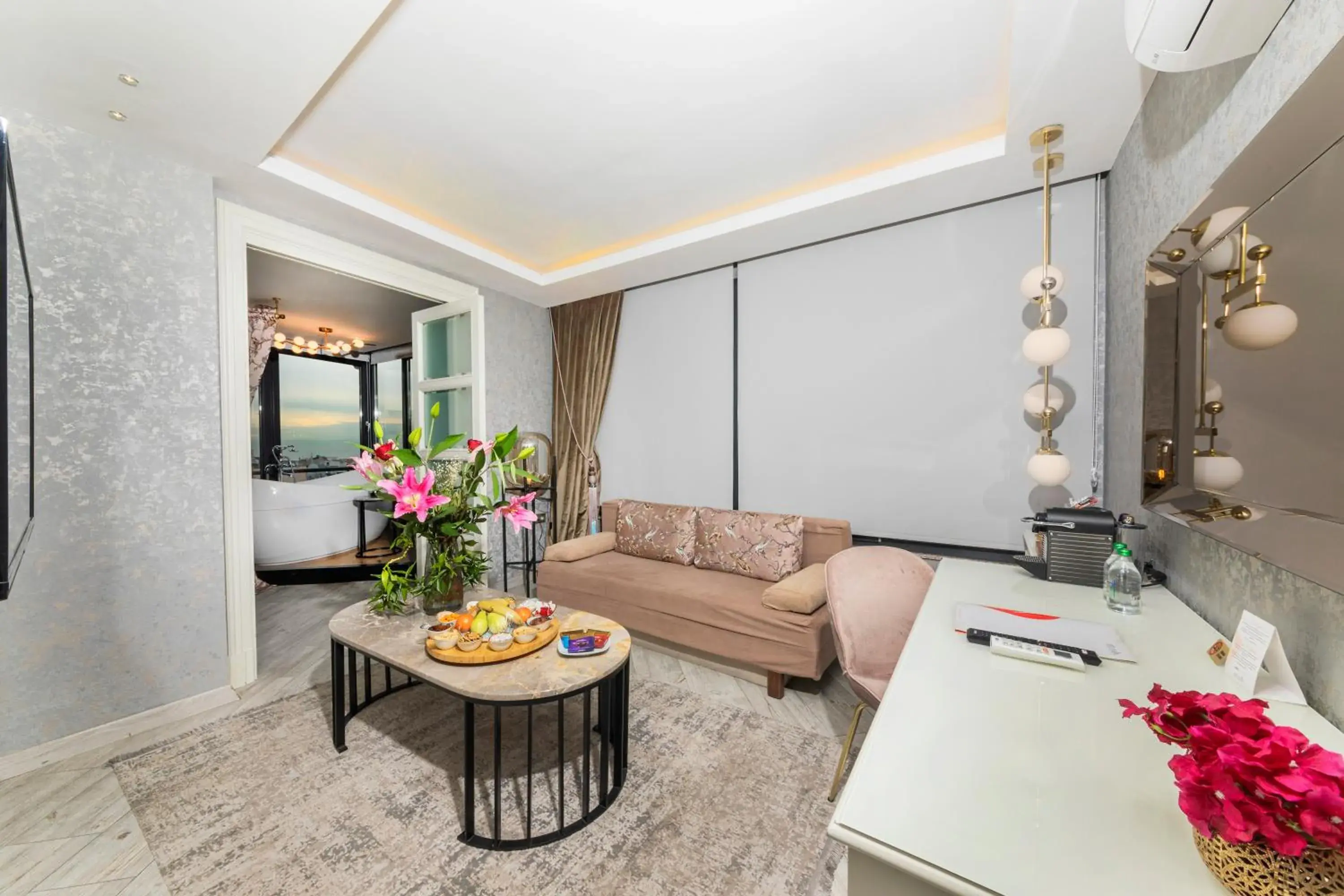 King Family Room in Ayramin Deluxe Hotel Taksim King Family Room in Ayramin Deluxe Hotel Taksim