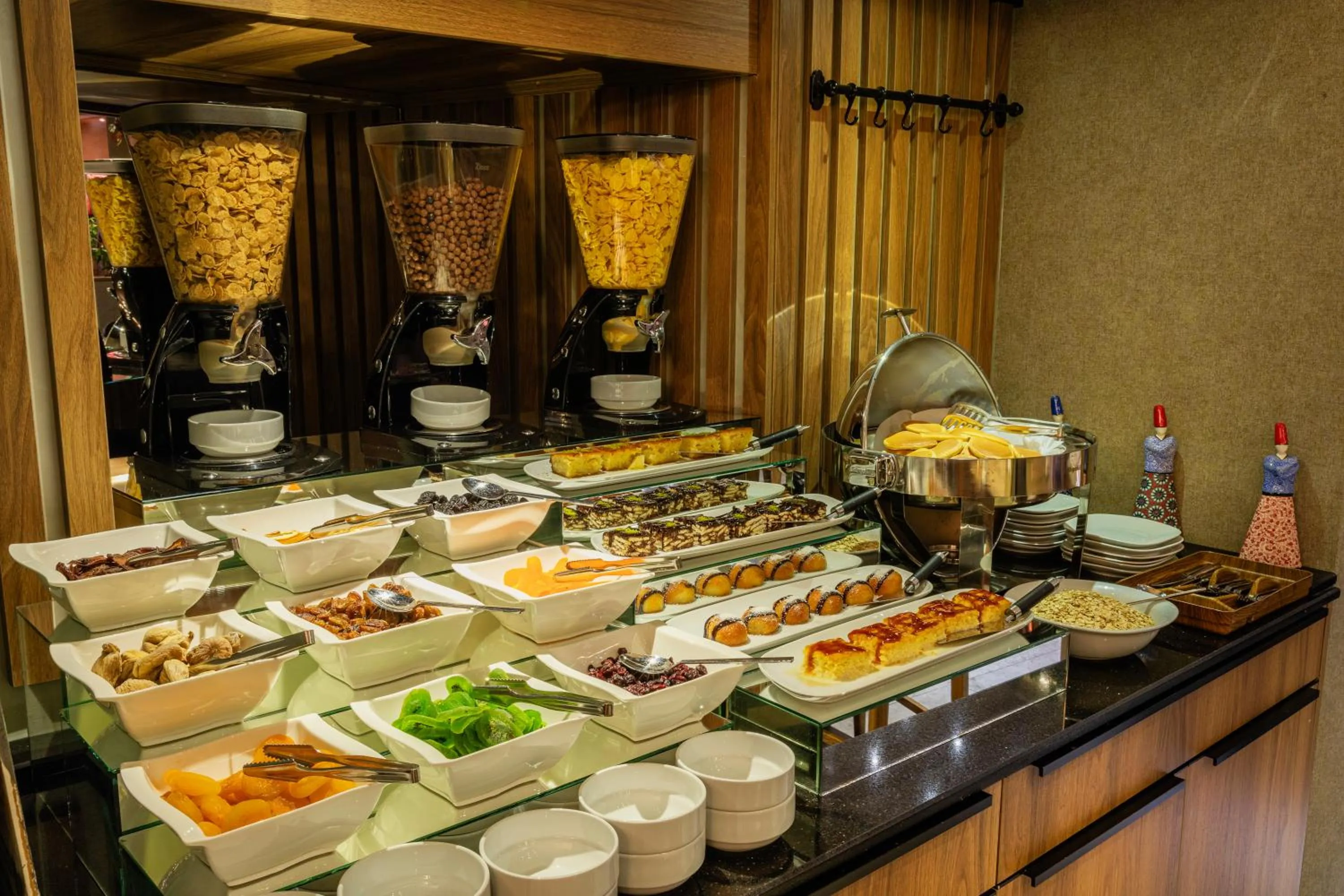 Continental breakfast in Ayramin Deluxe Hotel Taksim