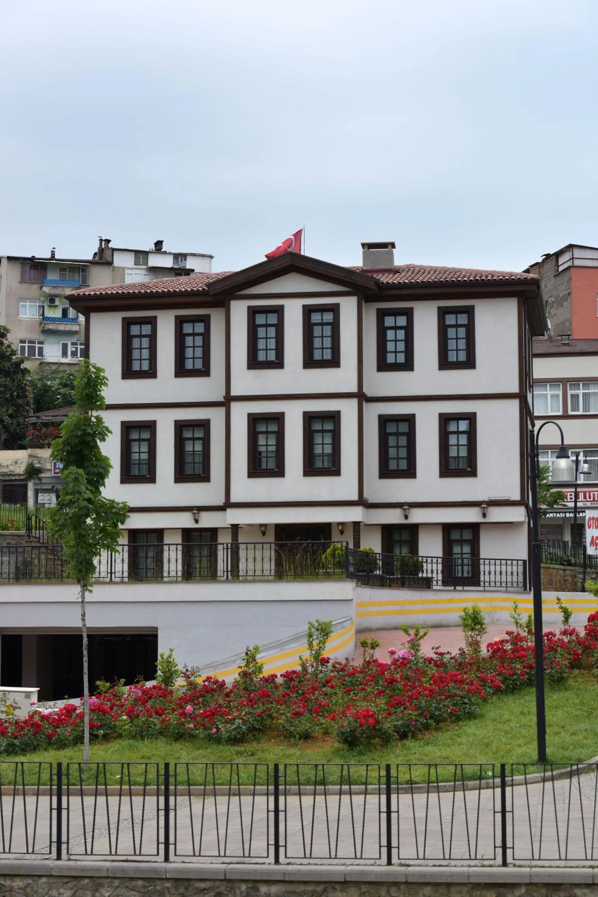 Property building in Zagnospasa Konaklari