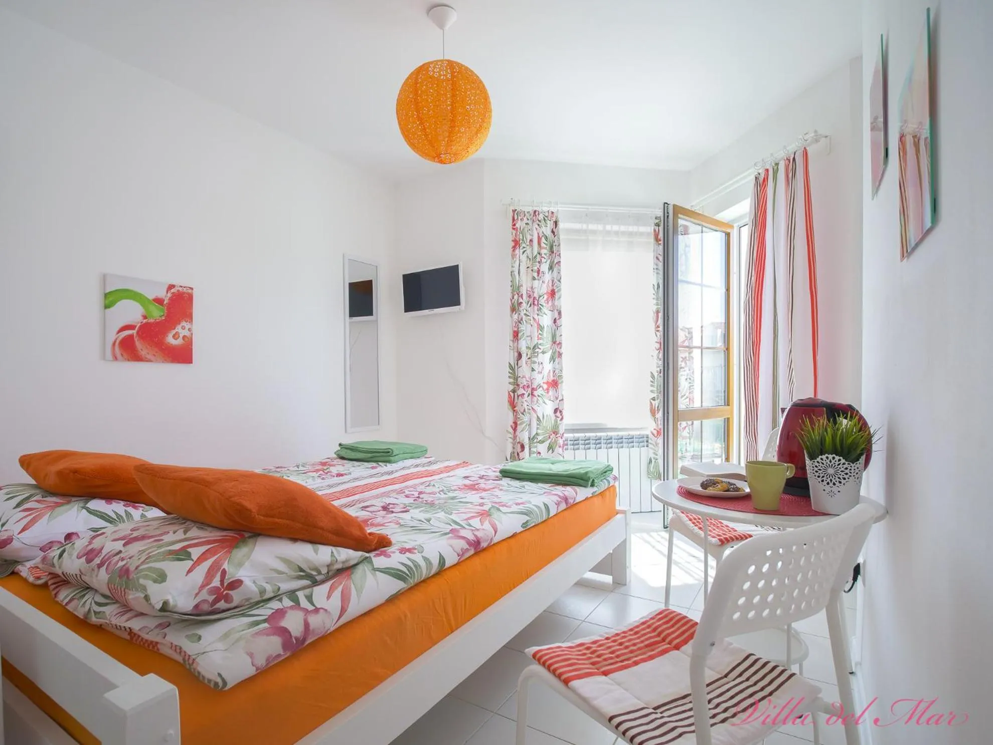 Bed in Villa del Mar