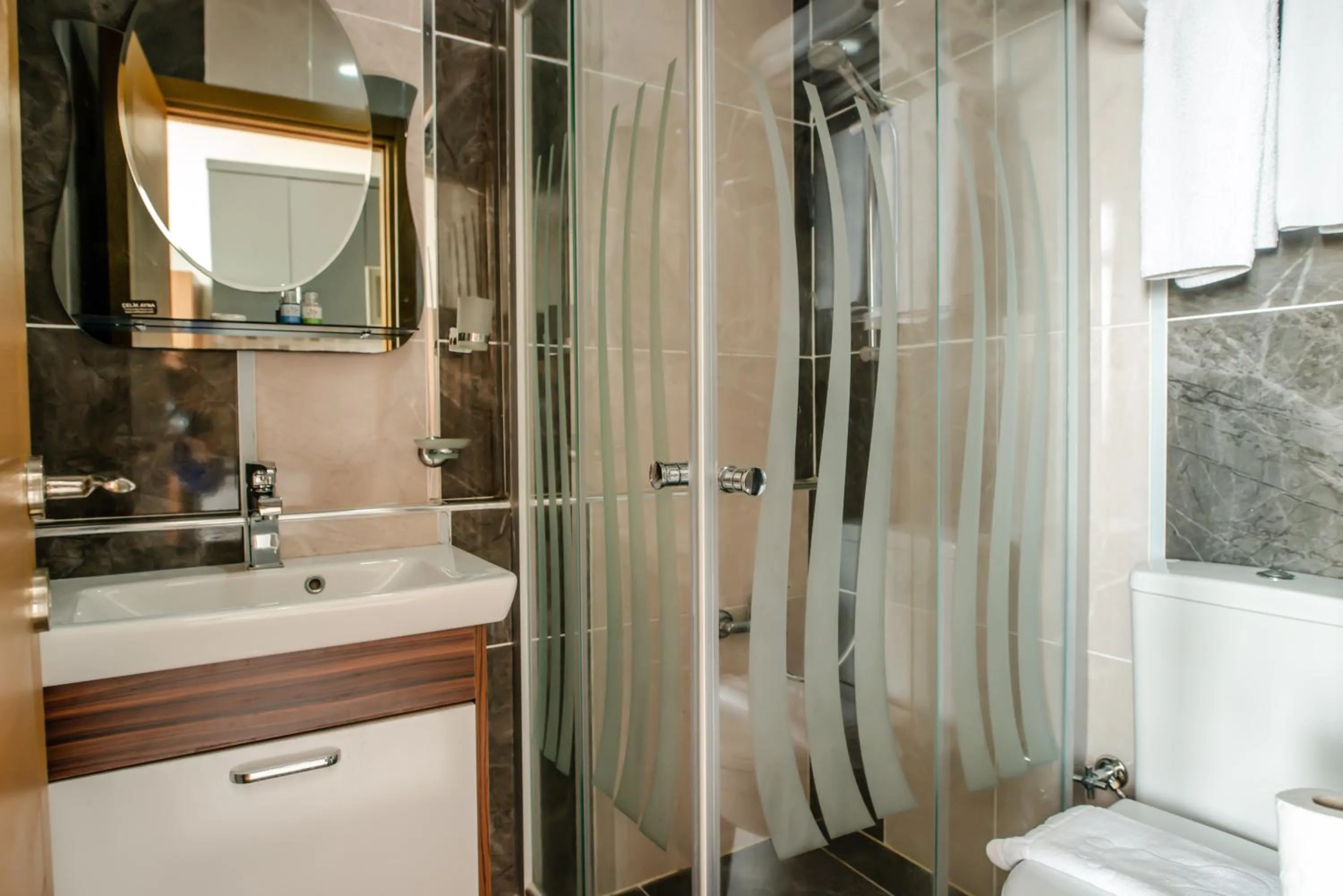 Bathroom in Camelot Apartment