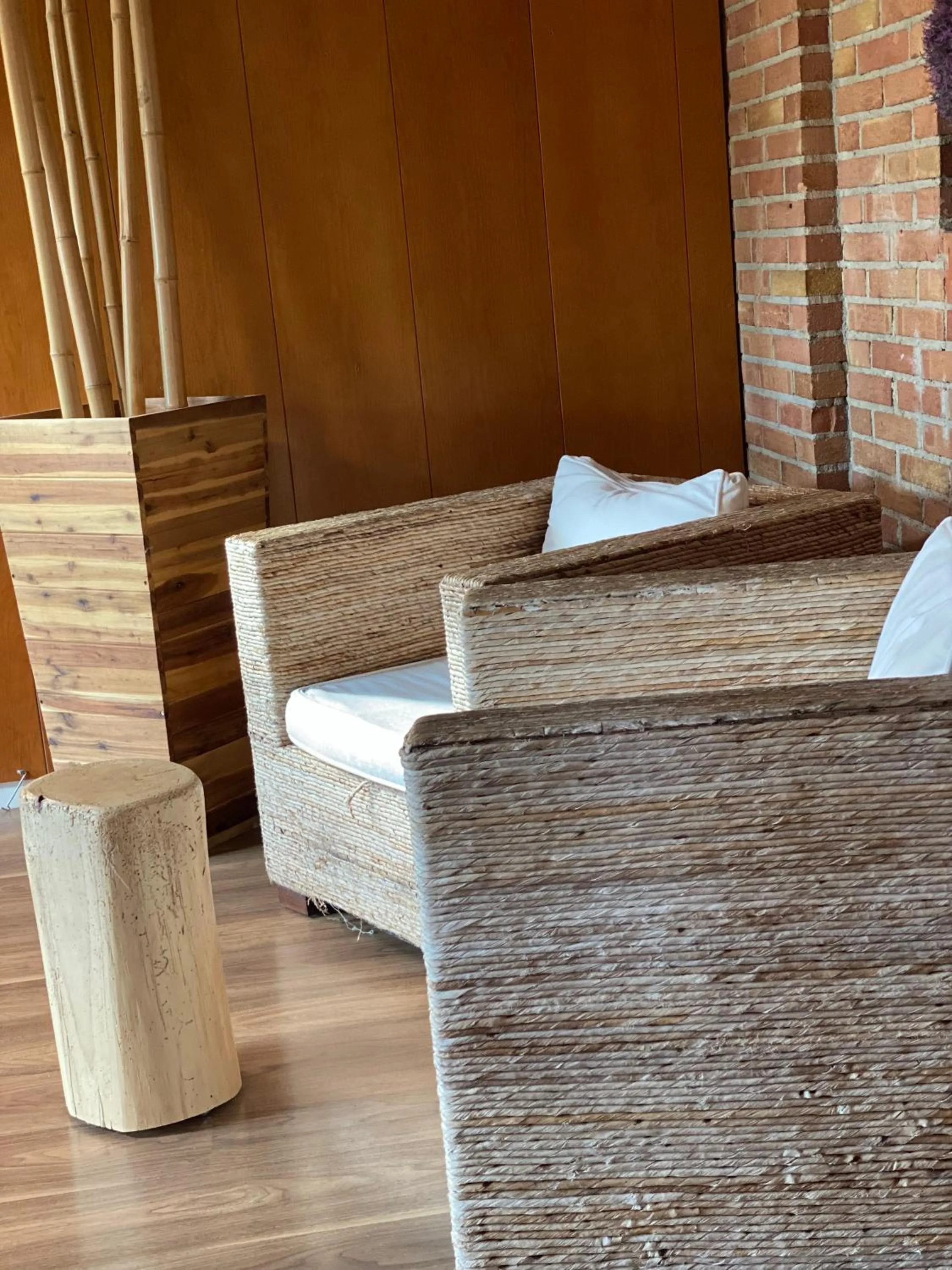 Property building, Bed in Albergue Jakue