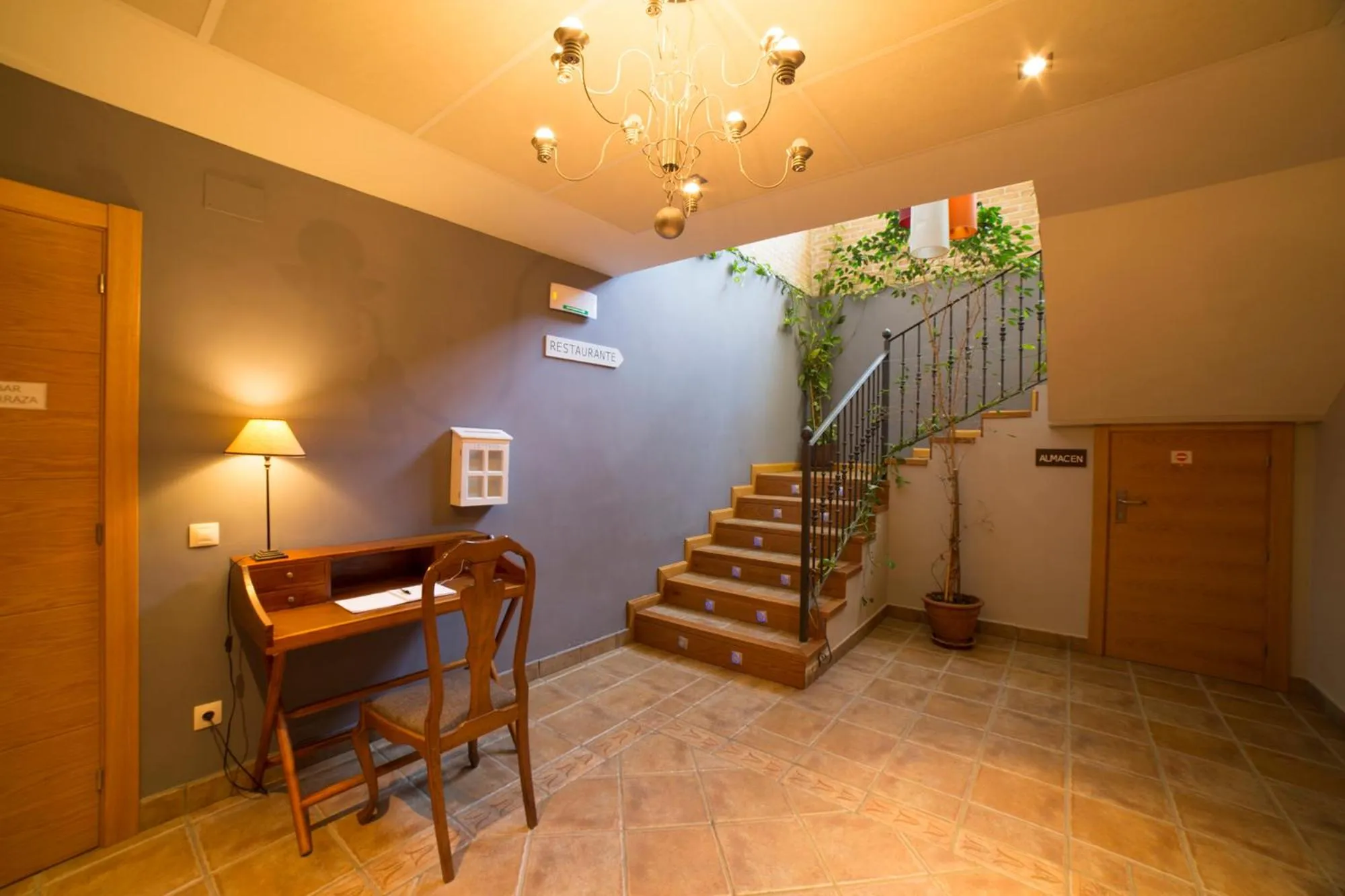 Decorative detail in Albergue Jakue