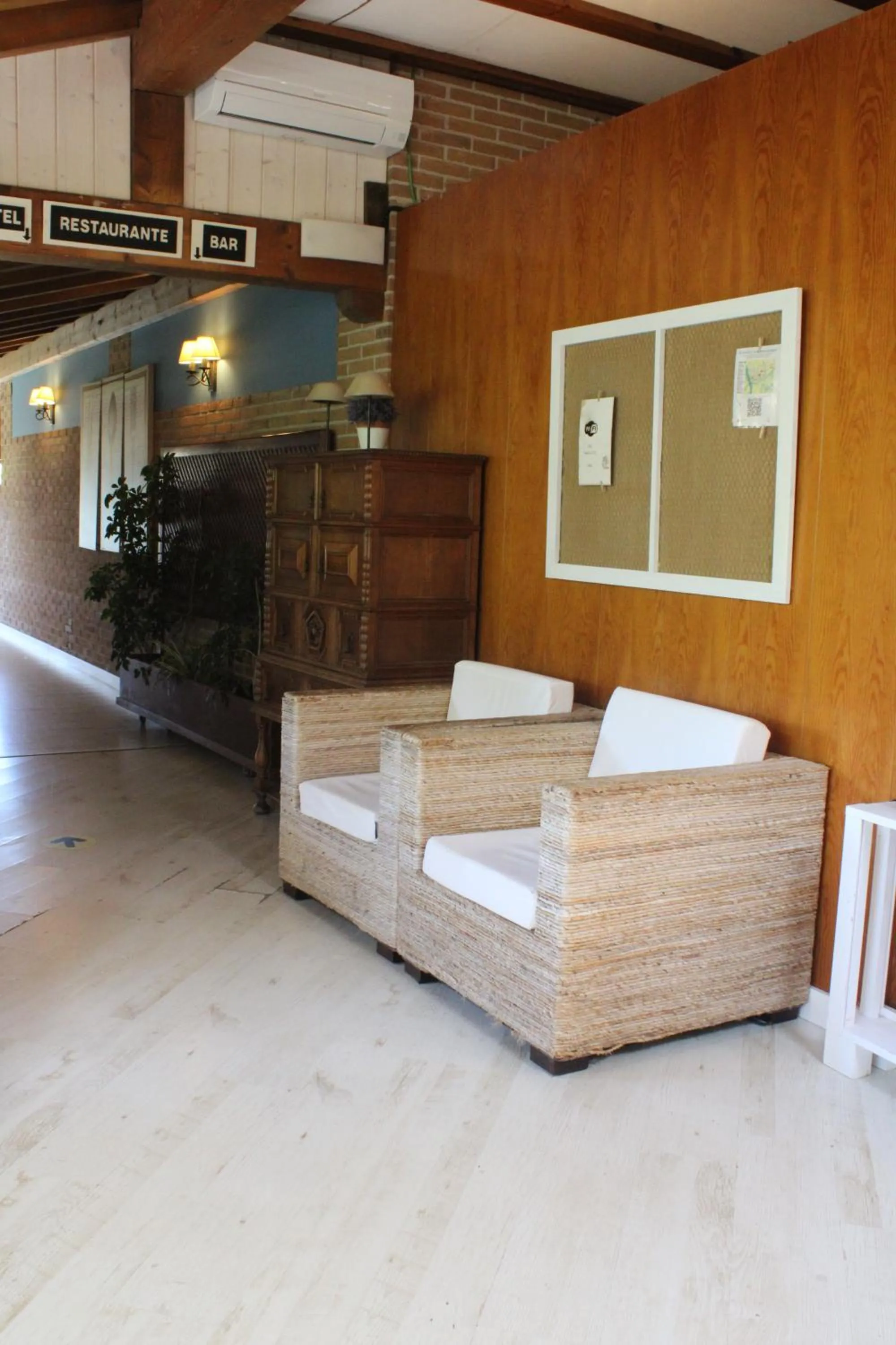 Lobby or reception in Albergue Jakue