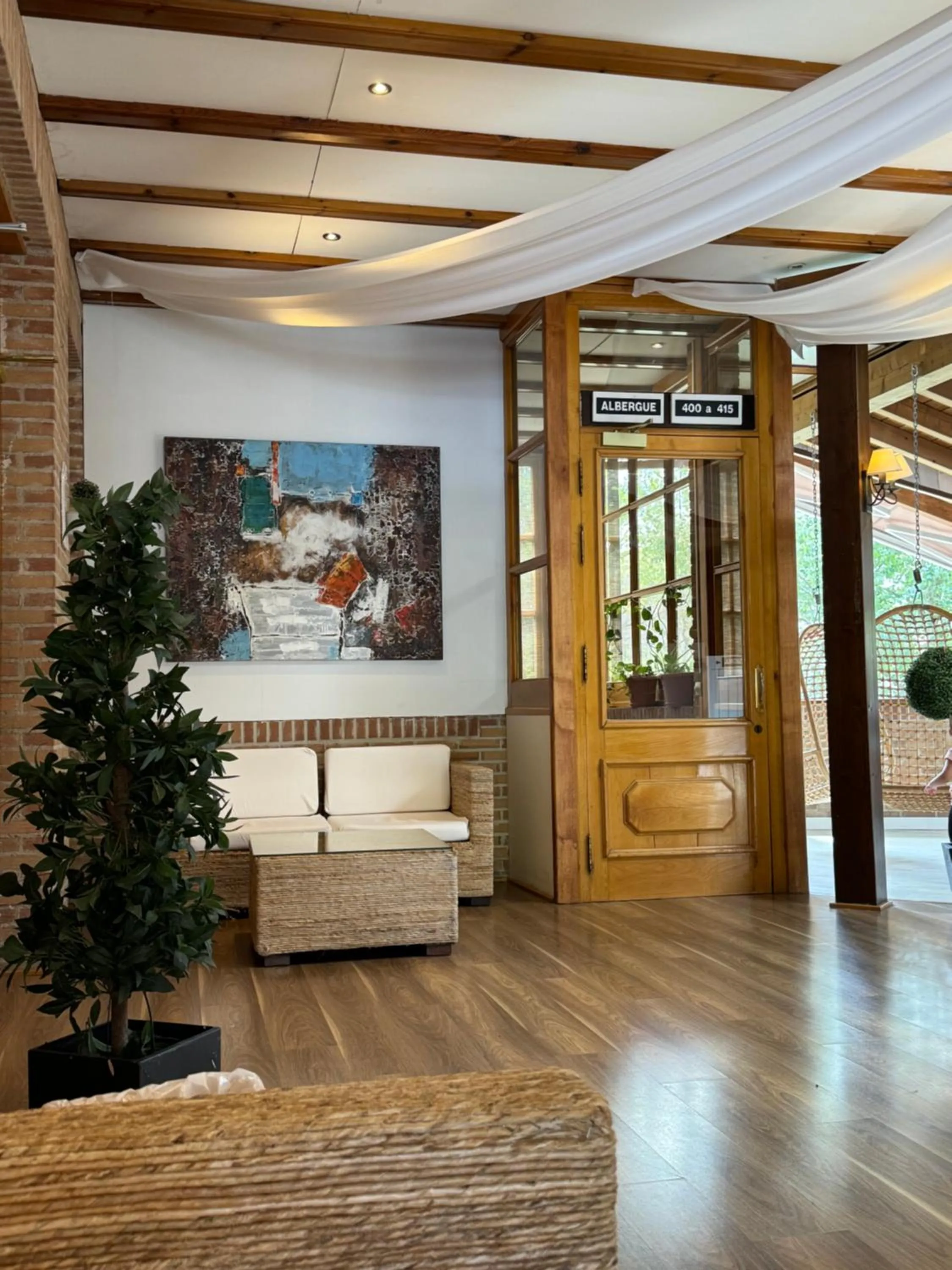 Lobby or reception in Albergue Jakue