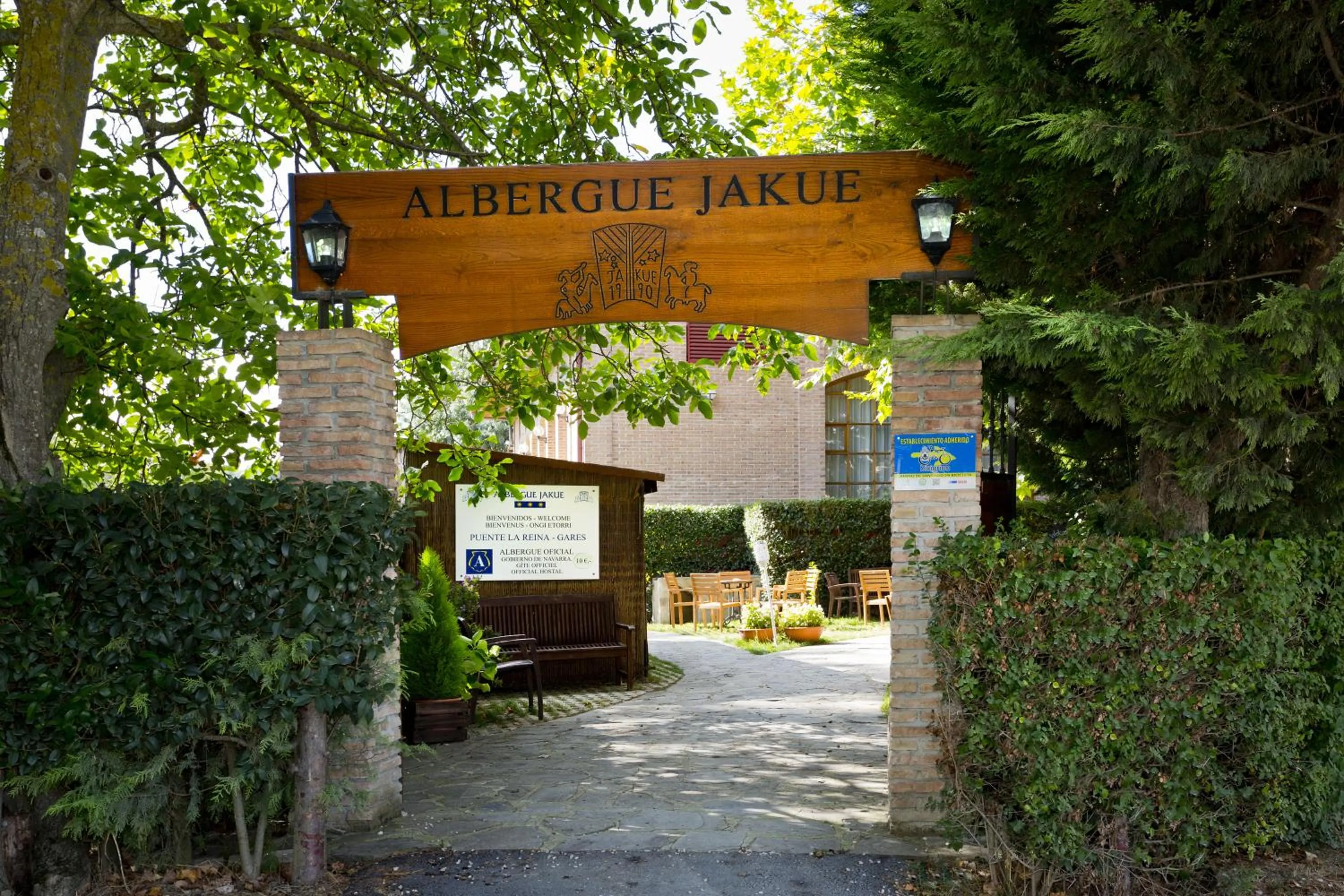 Property building in Albergue Jakue