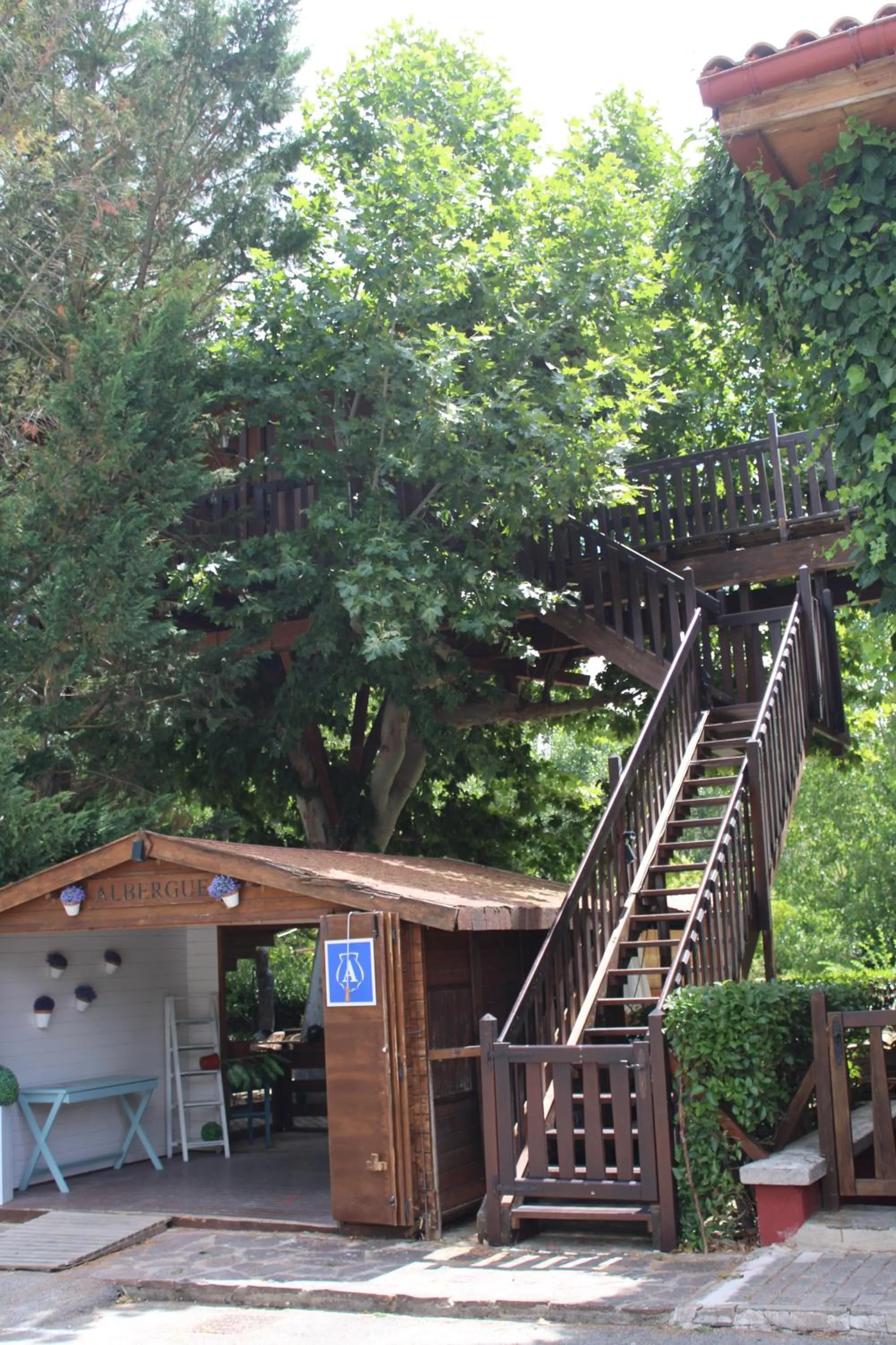 Property building in Albergue Jakue