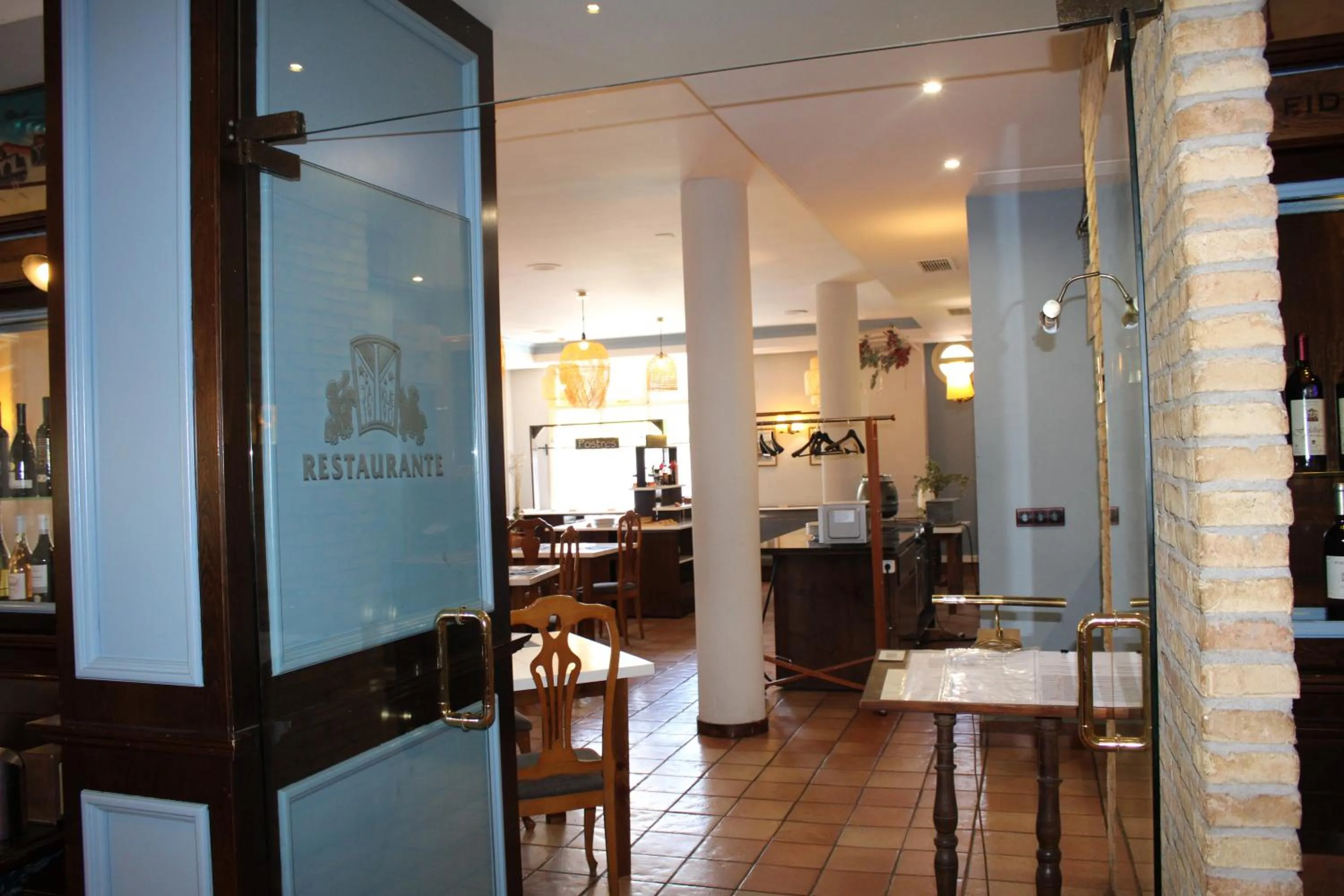 Restaurant/places to eat in Albergue Jakue